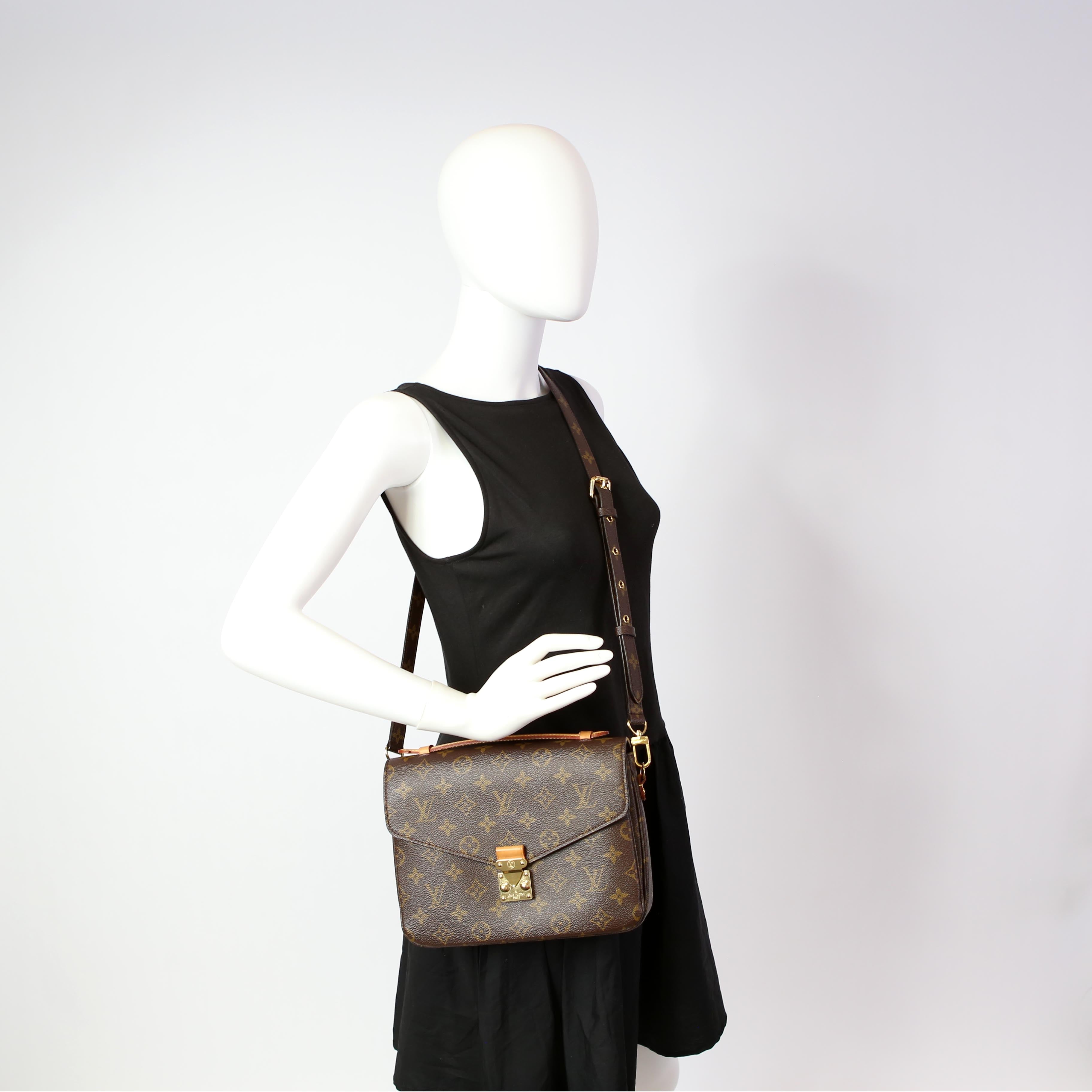 Pochette Metis Monogram
