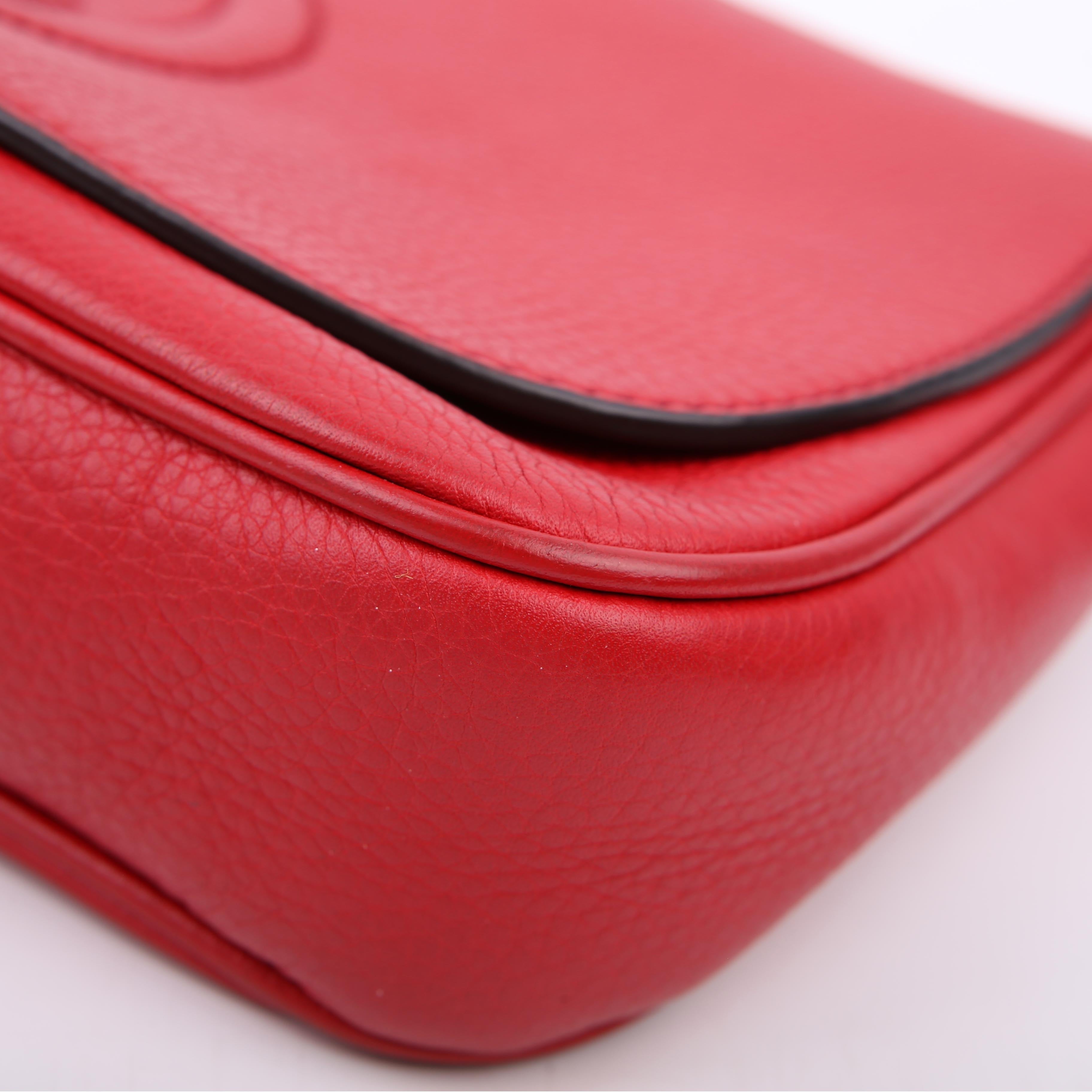 Gucci 336752 Soho Chain Crossbody Medium Red