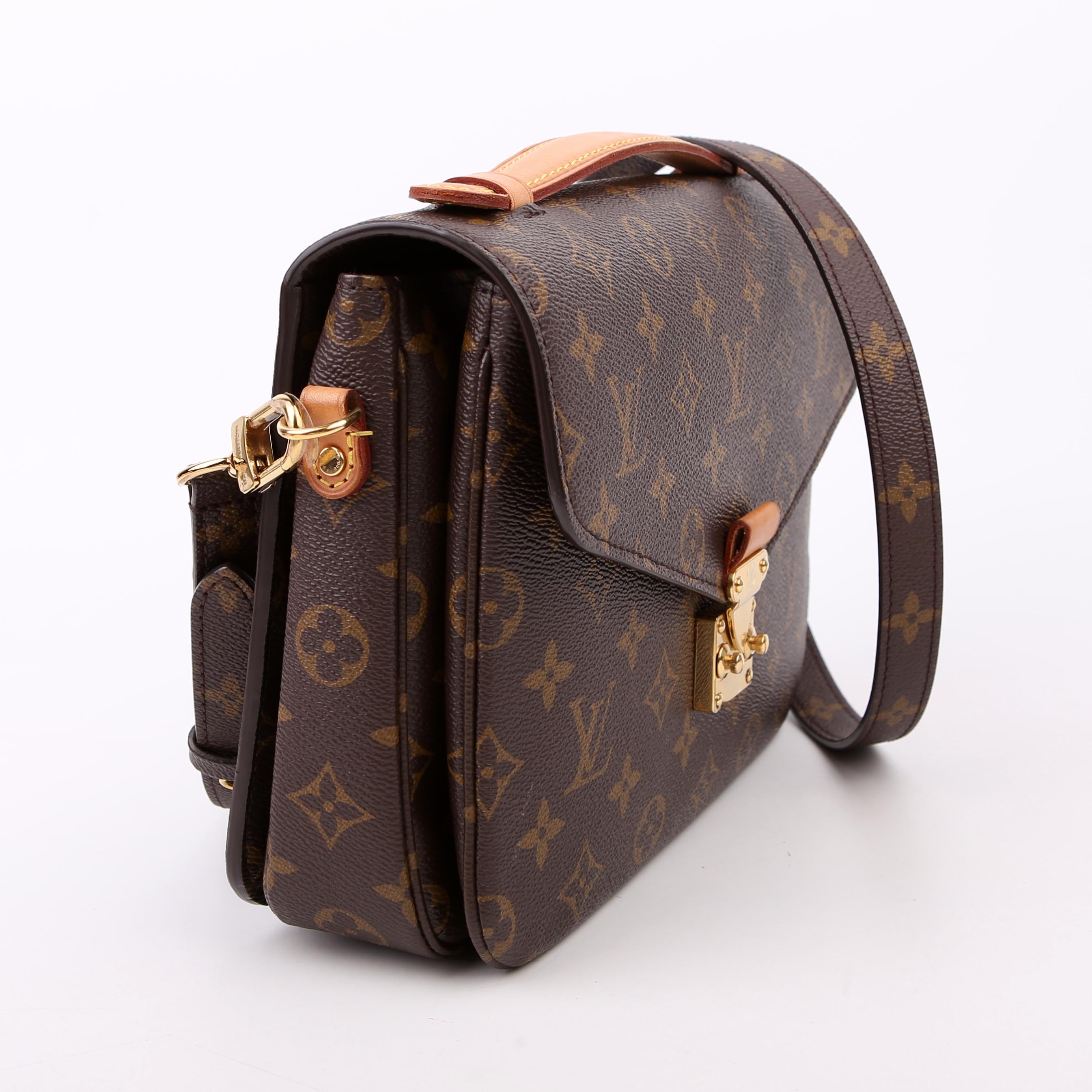 Pochette Metis Monogram