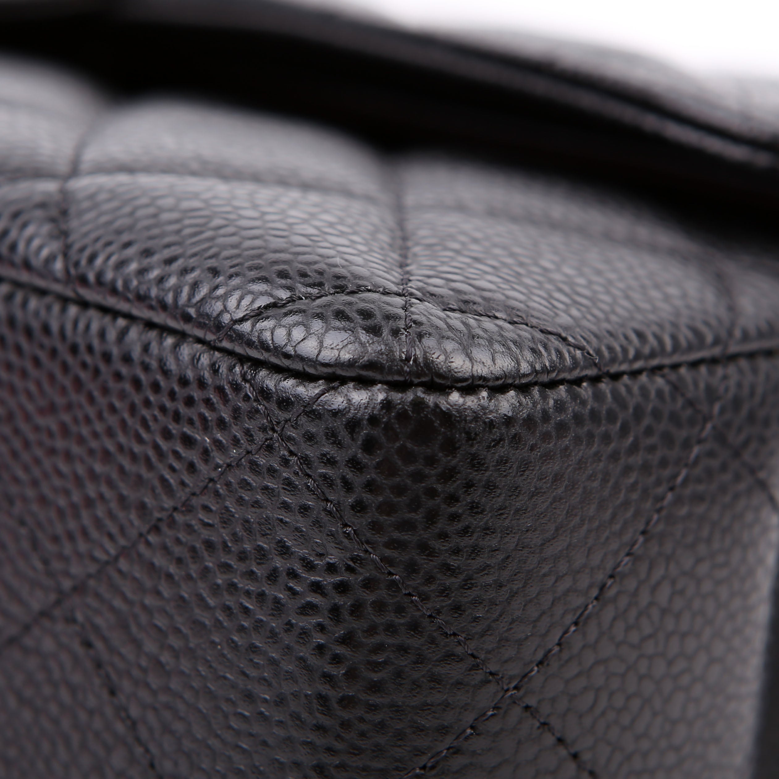 Classic Flap Jumbo Caviar RFID Black/Gold