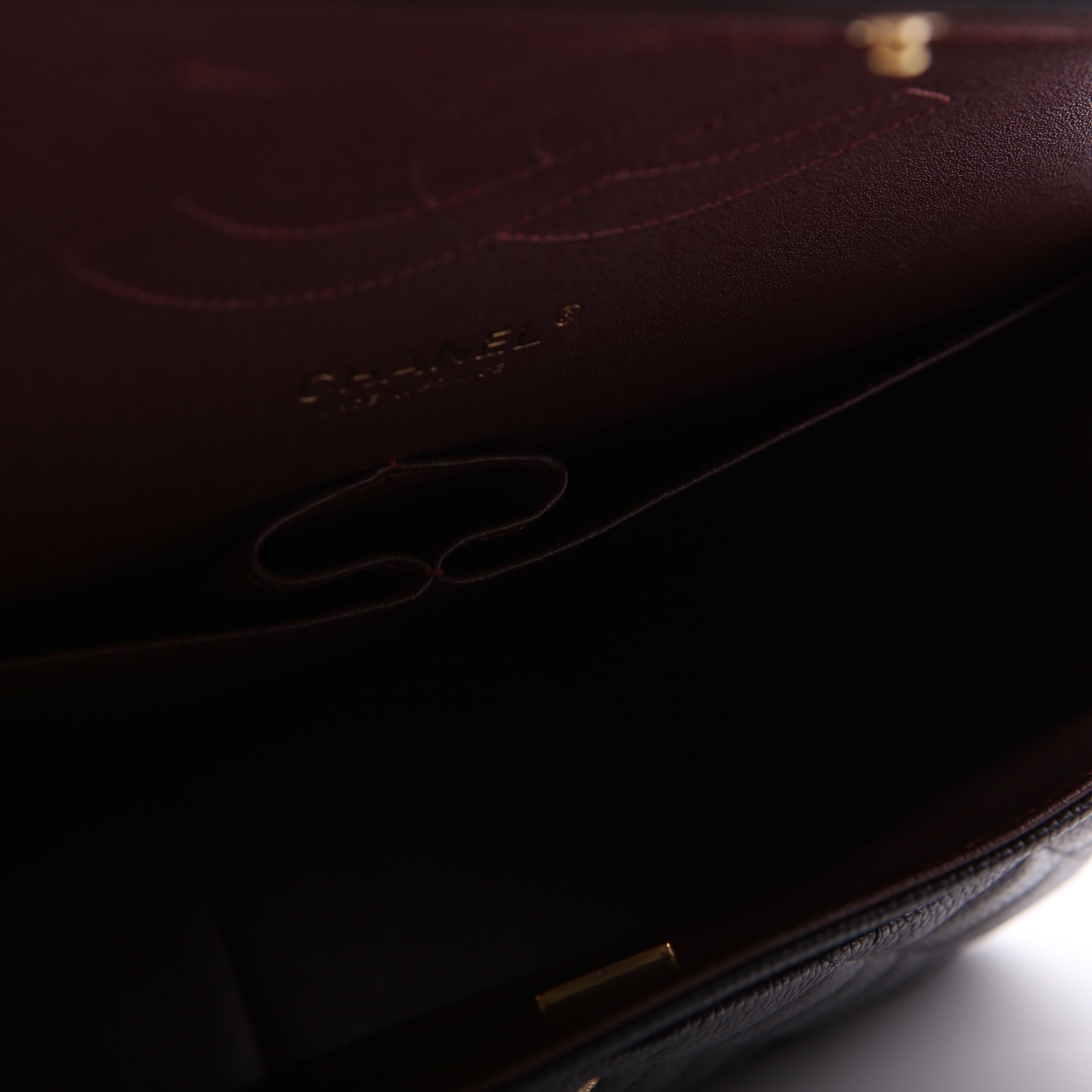Classic Flap Jumbo Caviar RFID Black/Gold