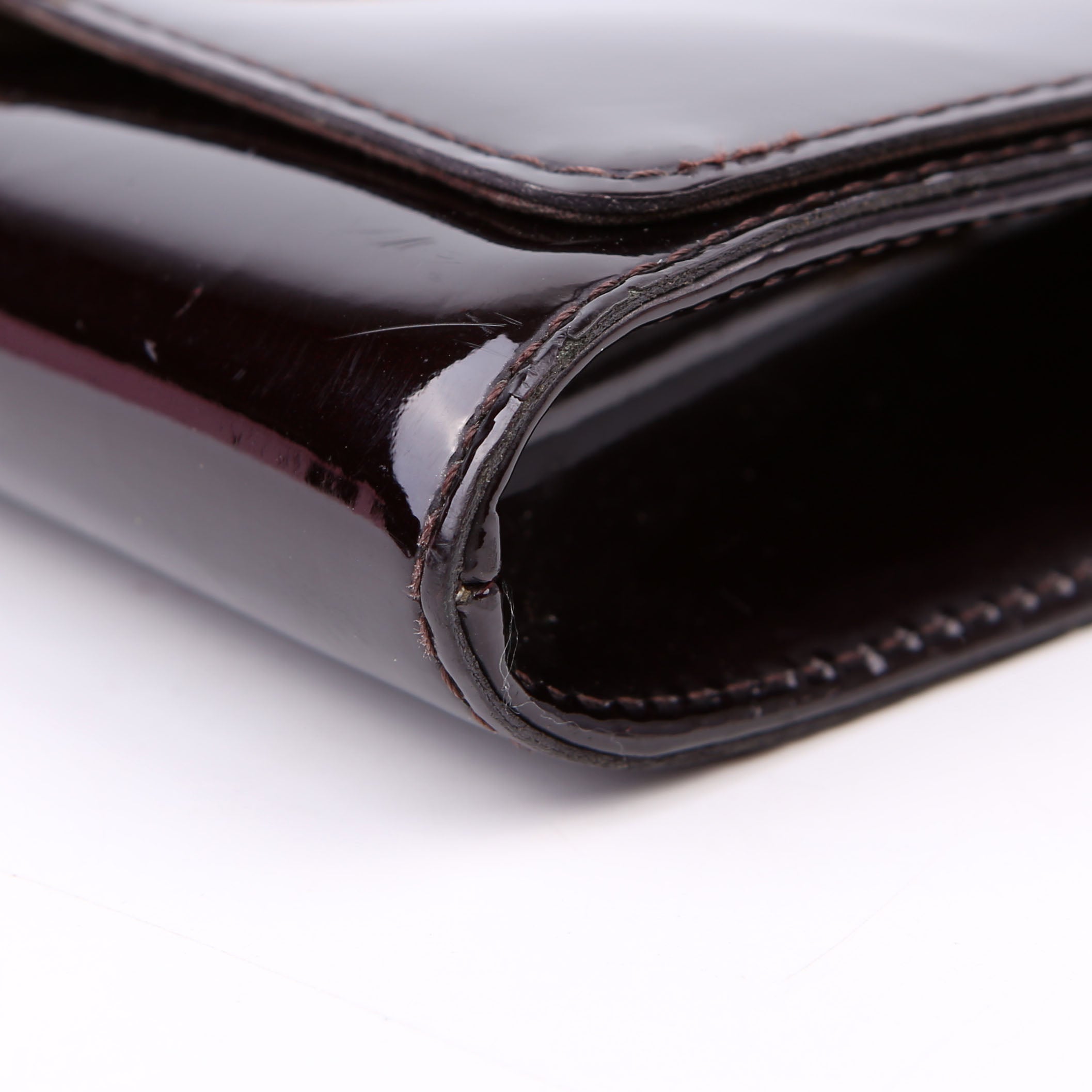Louise MM Chain Bag Vernis Burgundy