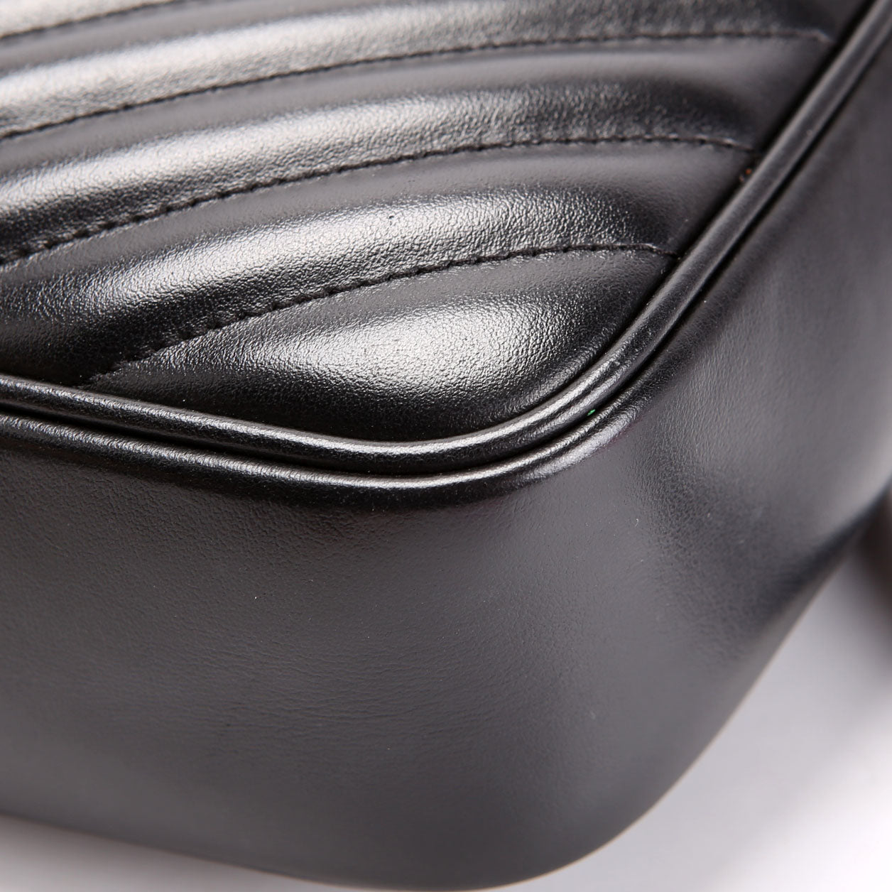 SAINT LAURENT Lou Camera Bag Quilted 612544 Black