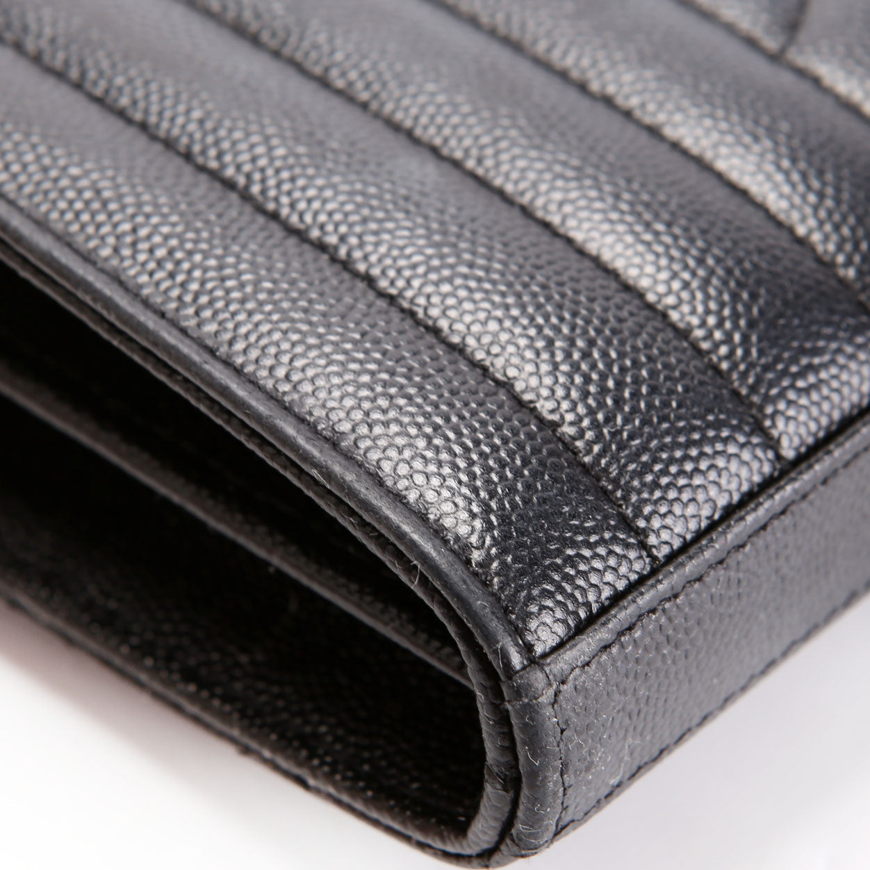 SAINT LAURENT Triquilt Grain De Chain Wallet 620280 Black/Gold