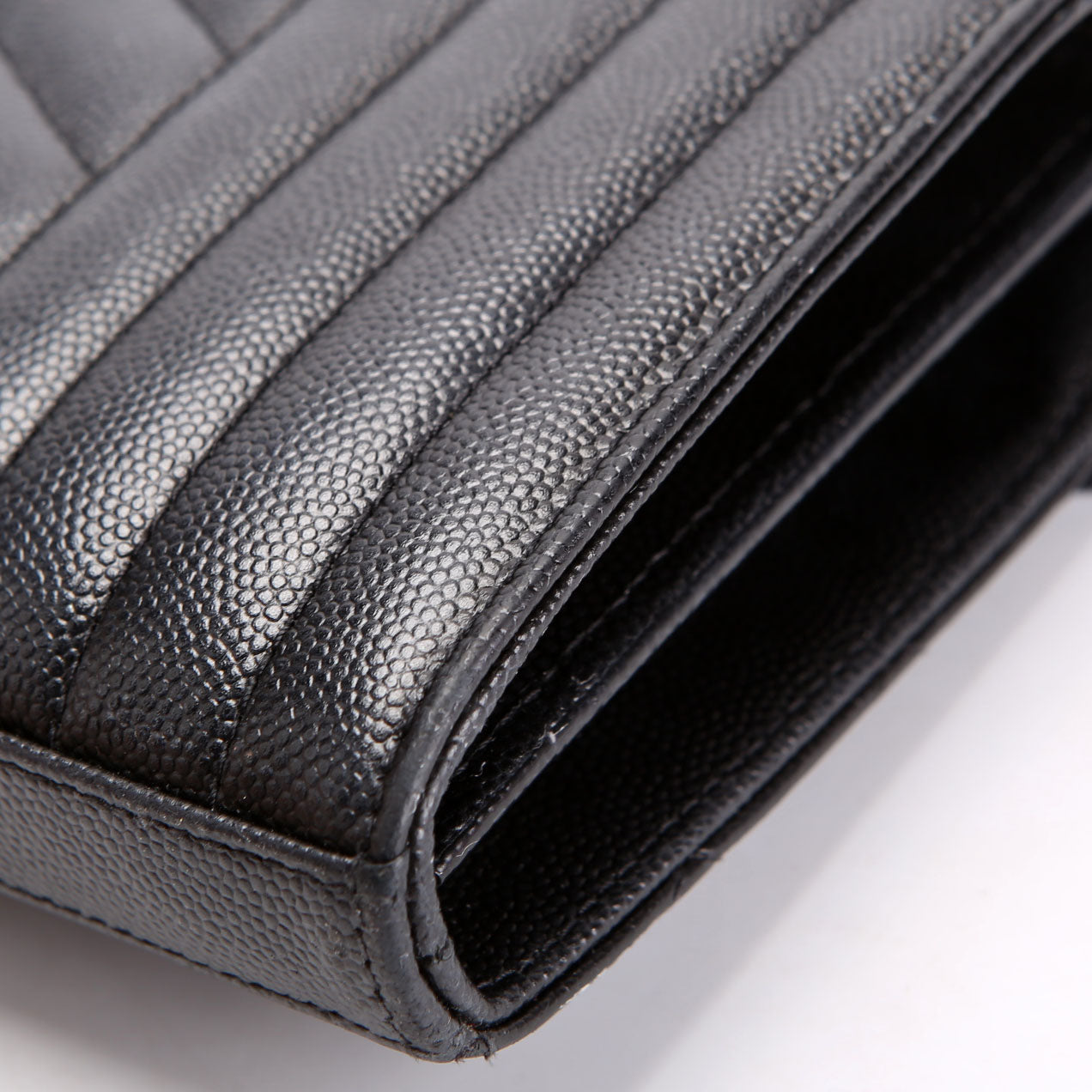 SAINT LAURENT Triquilt Grain De Chain Wallet 620280 Black/Gold