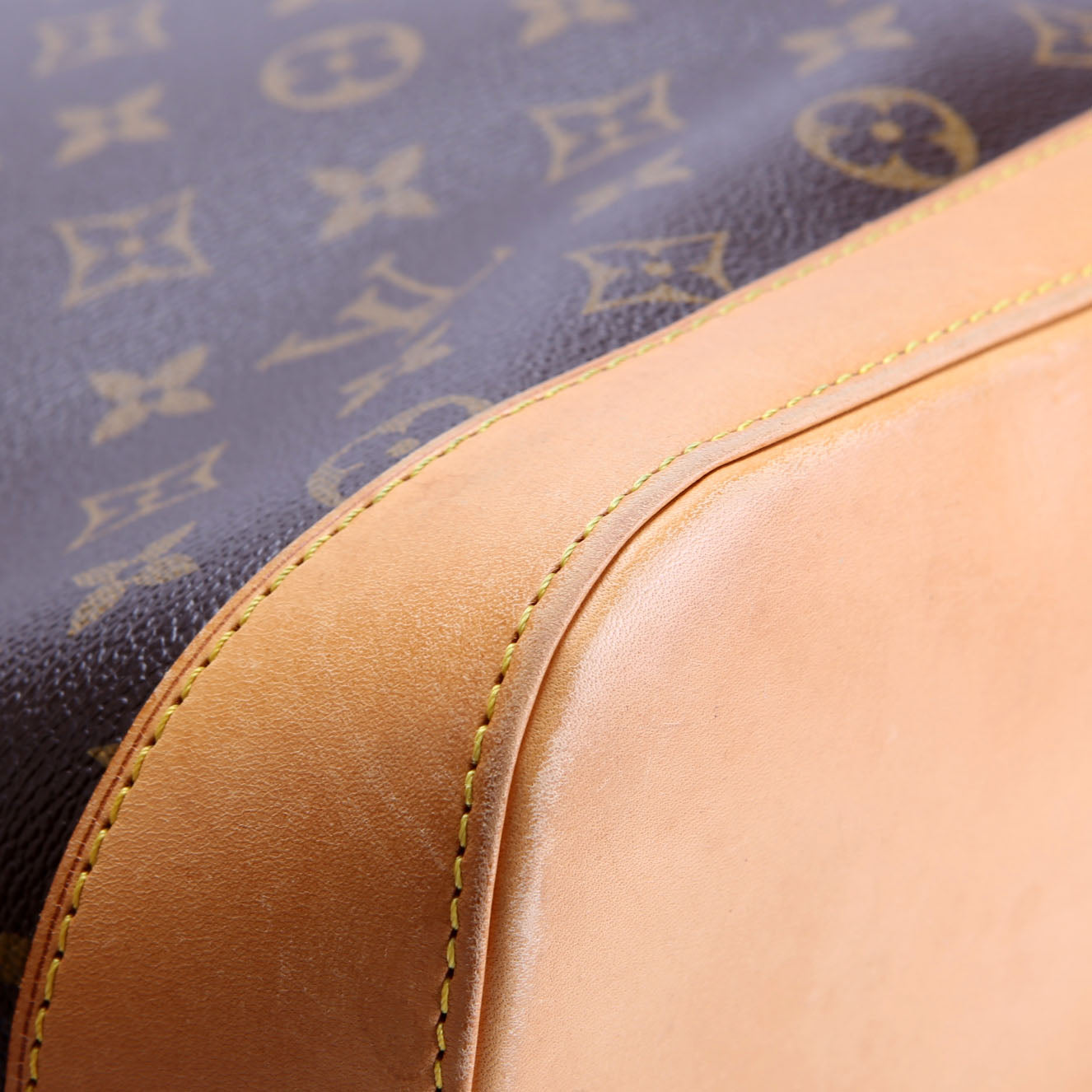 Lockit Verical MM Monogram