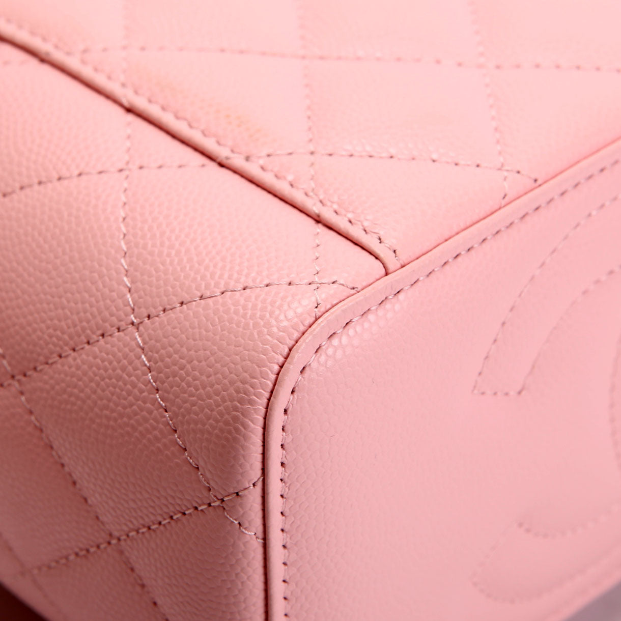 CC Vanity Small Chain Quilted Caviar RFID