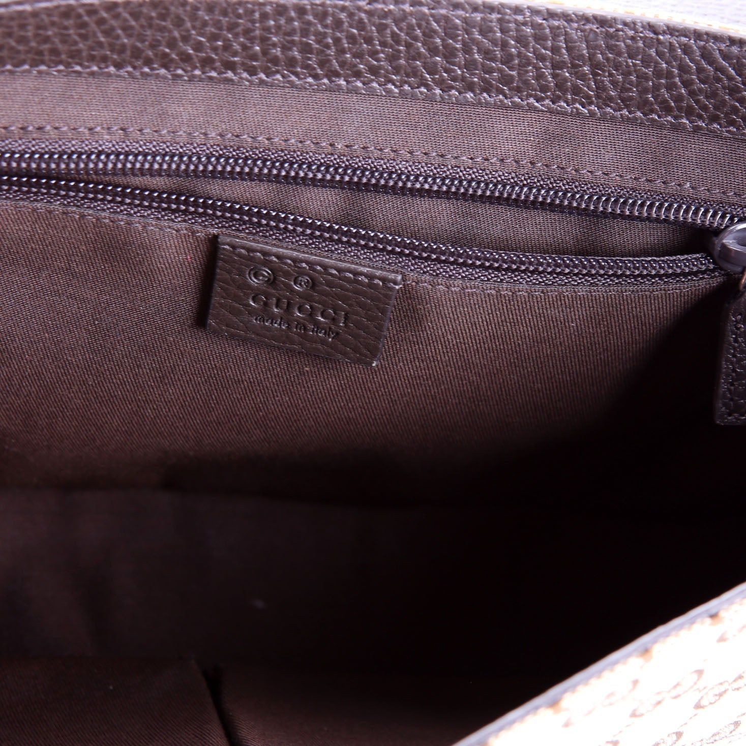 Gucci 449172 GG Canvas Messenger