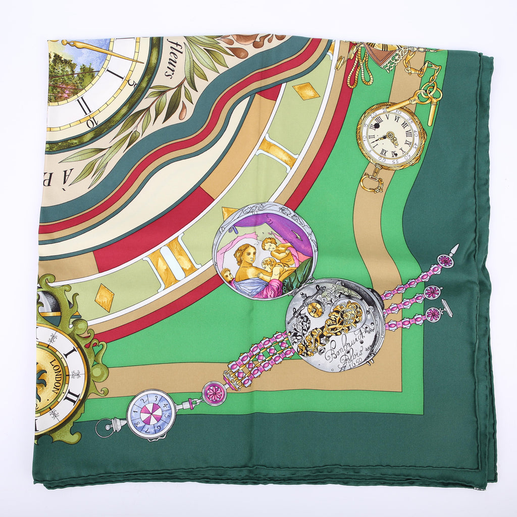 Je Compte Le Heures 90CM Silk Scarf Green