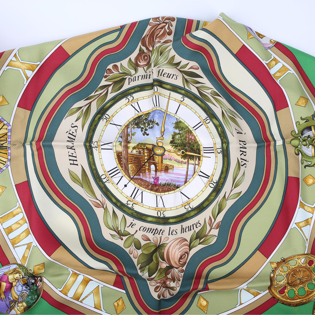Je Compte Le Heures 90CM Silk Scarf Green