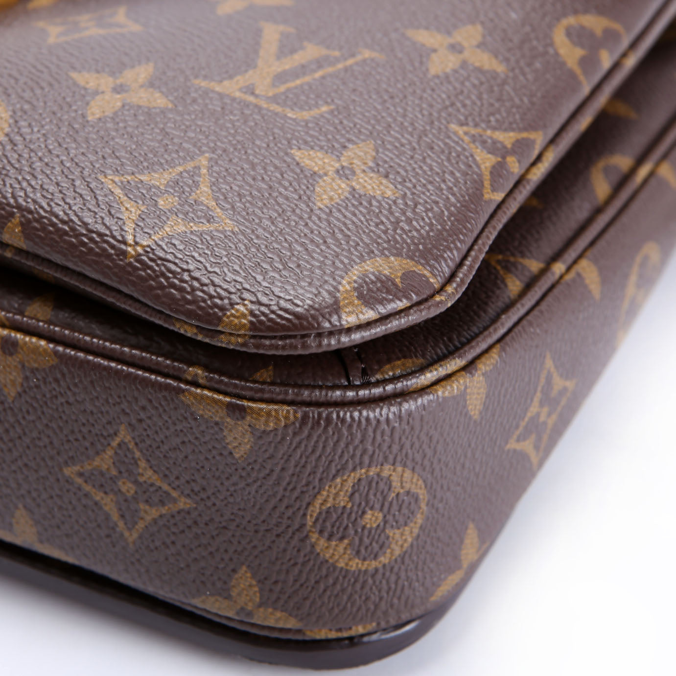 Pochette Metis Monogram