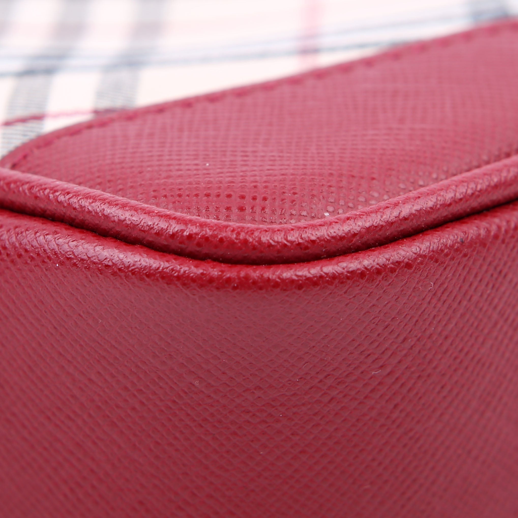 Nova Check Turnlock Shoulder Red