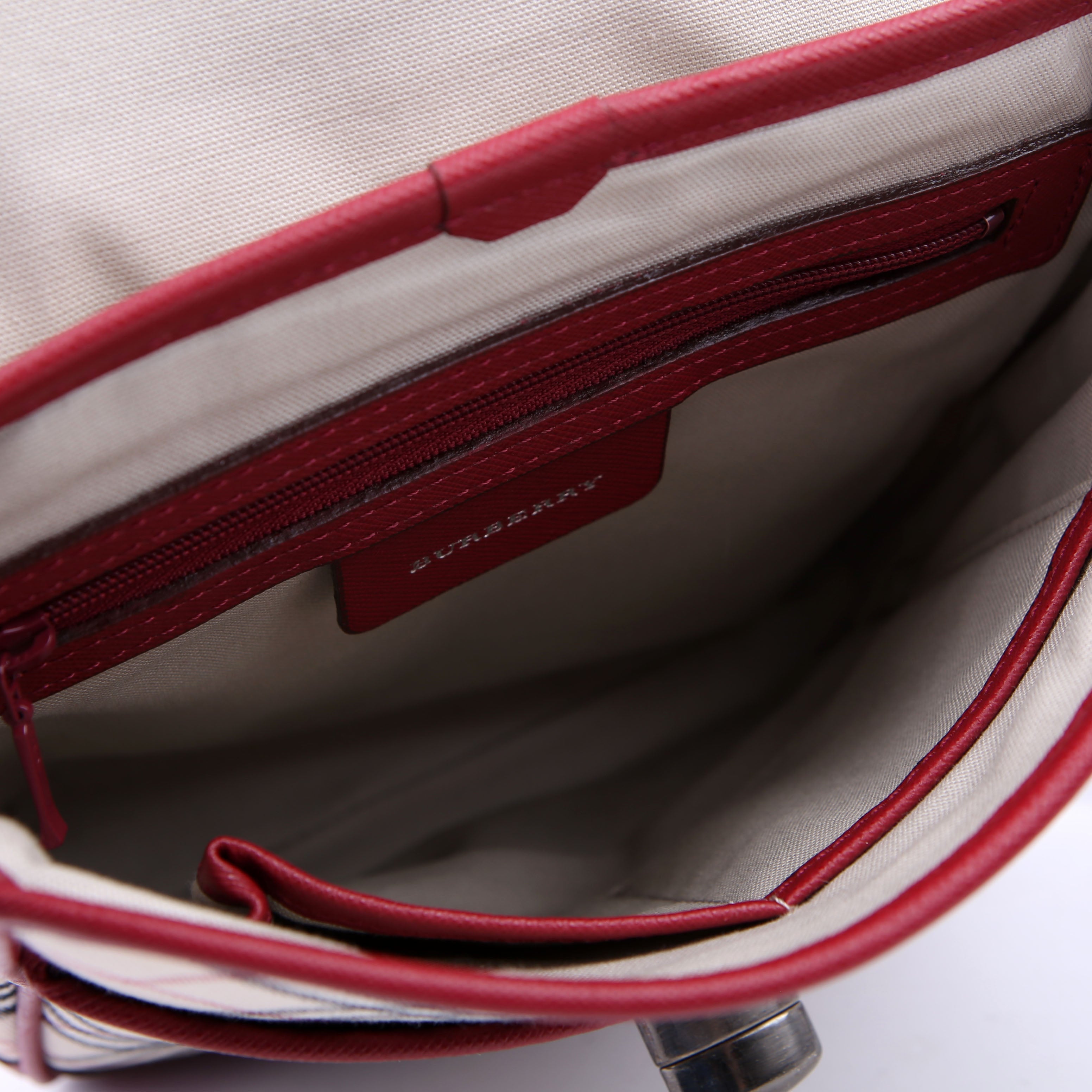 Nova Check Turnlock Shoulder Red