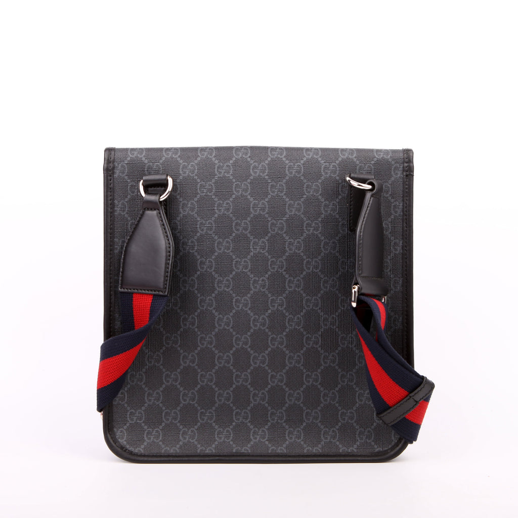 Gucci 599521 GG Supreme Messenger Black