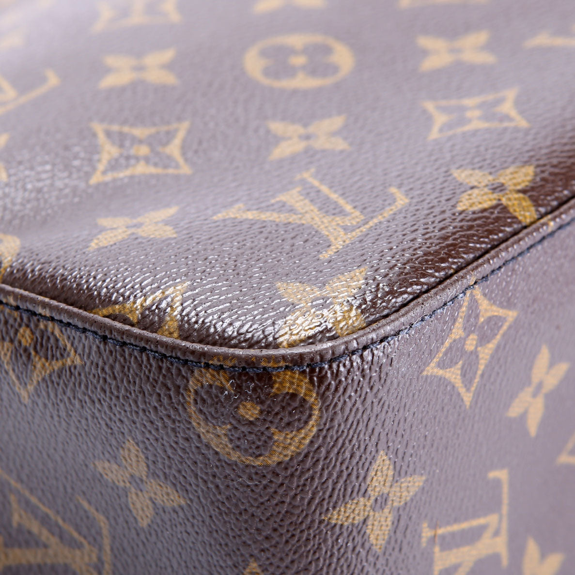 Looping MM Monogram