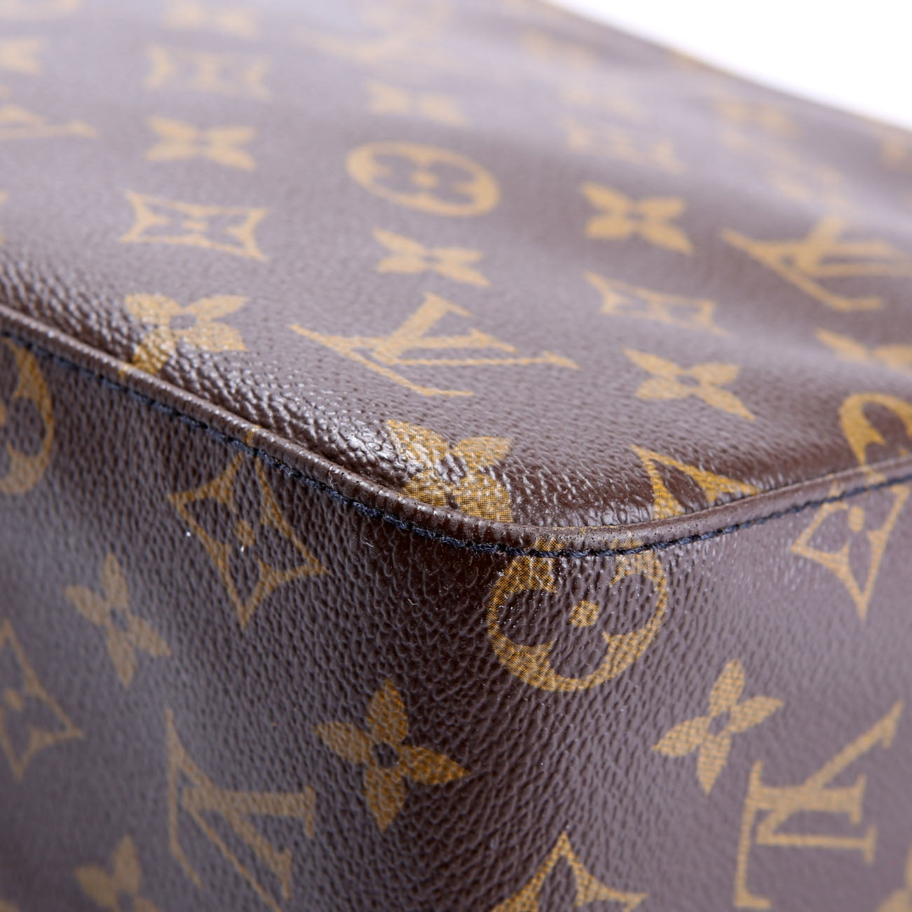 Looping MM Monogram