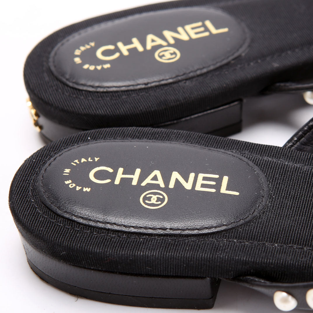 Pearl Strap Sandals Size 37 Black/Pearl