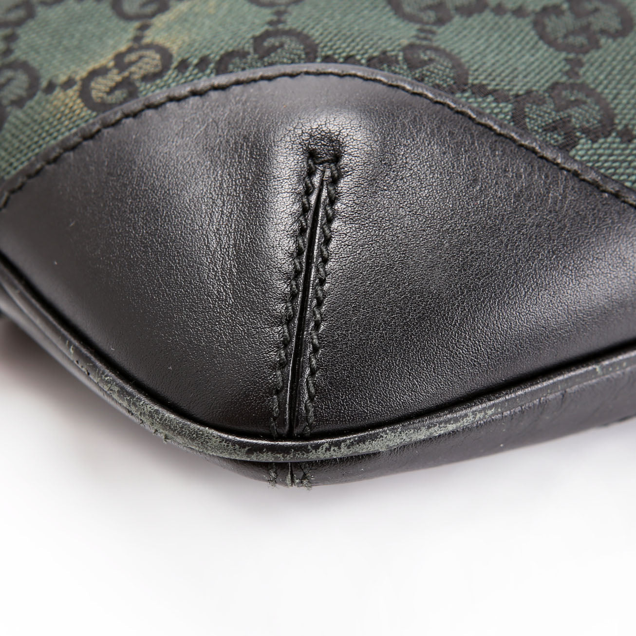 Gucci 257296 GG Canvas Hobo