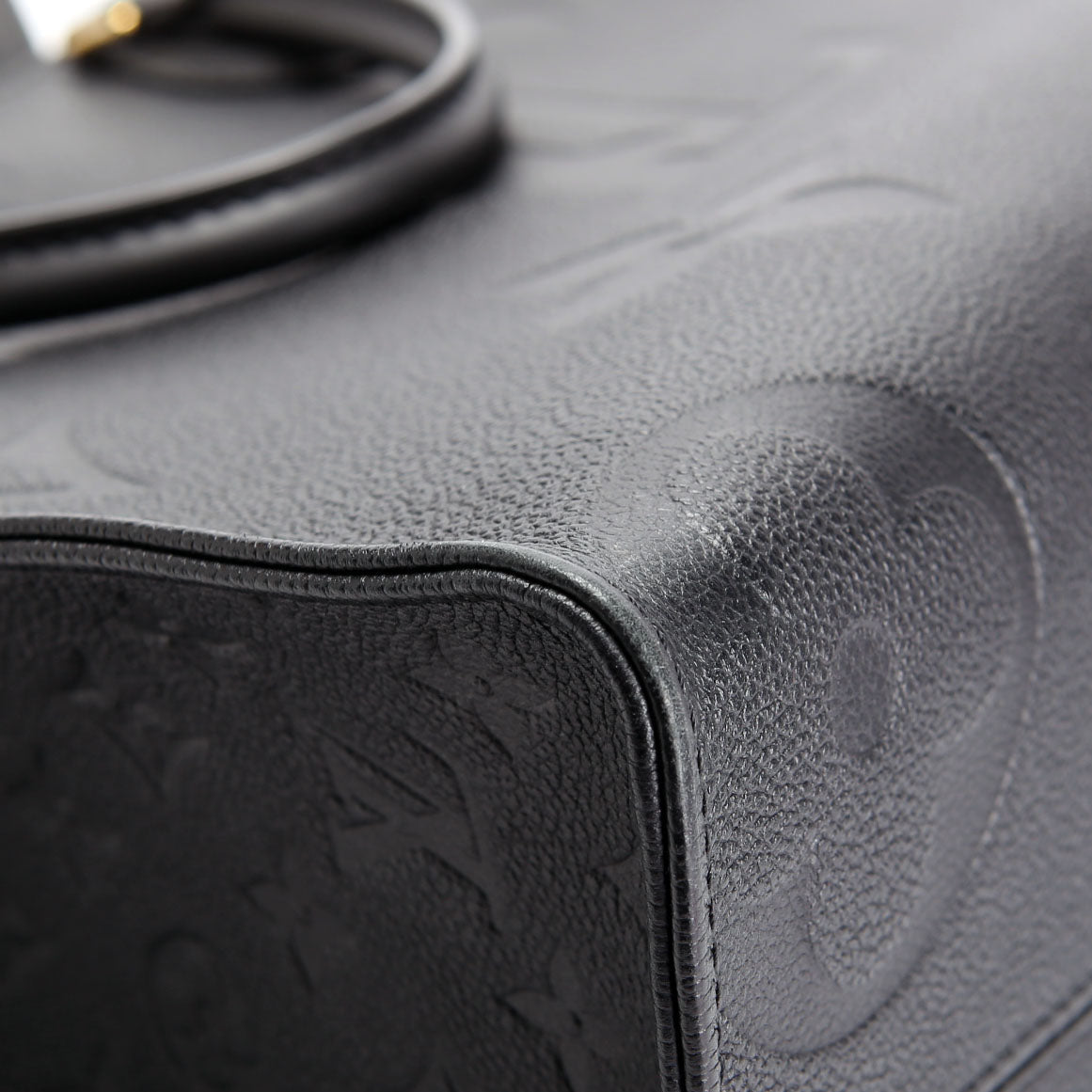 ONTHEGO MM Empreinte Black