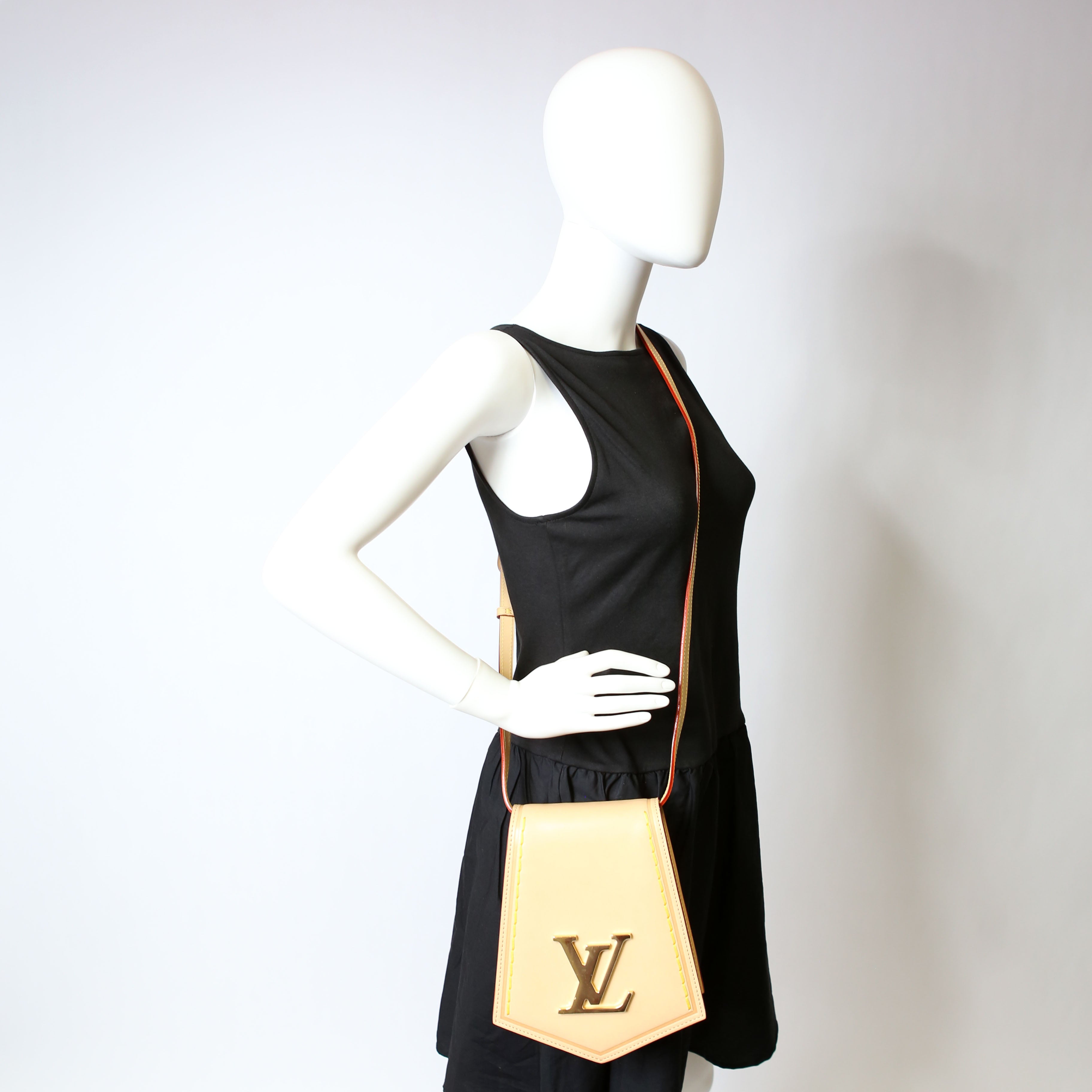 Key Bell XL Crossbody