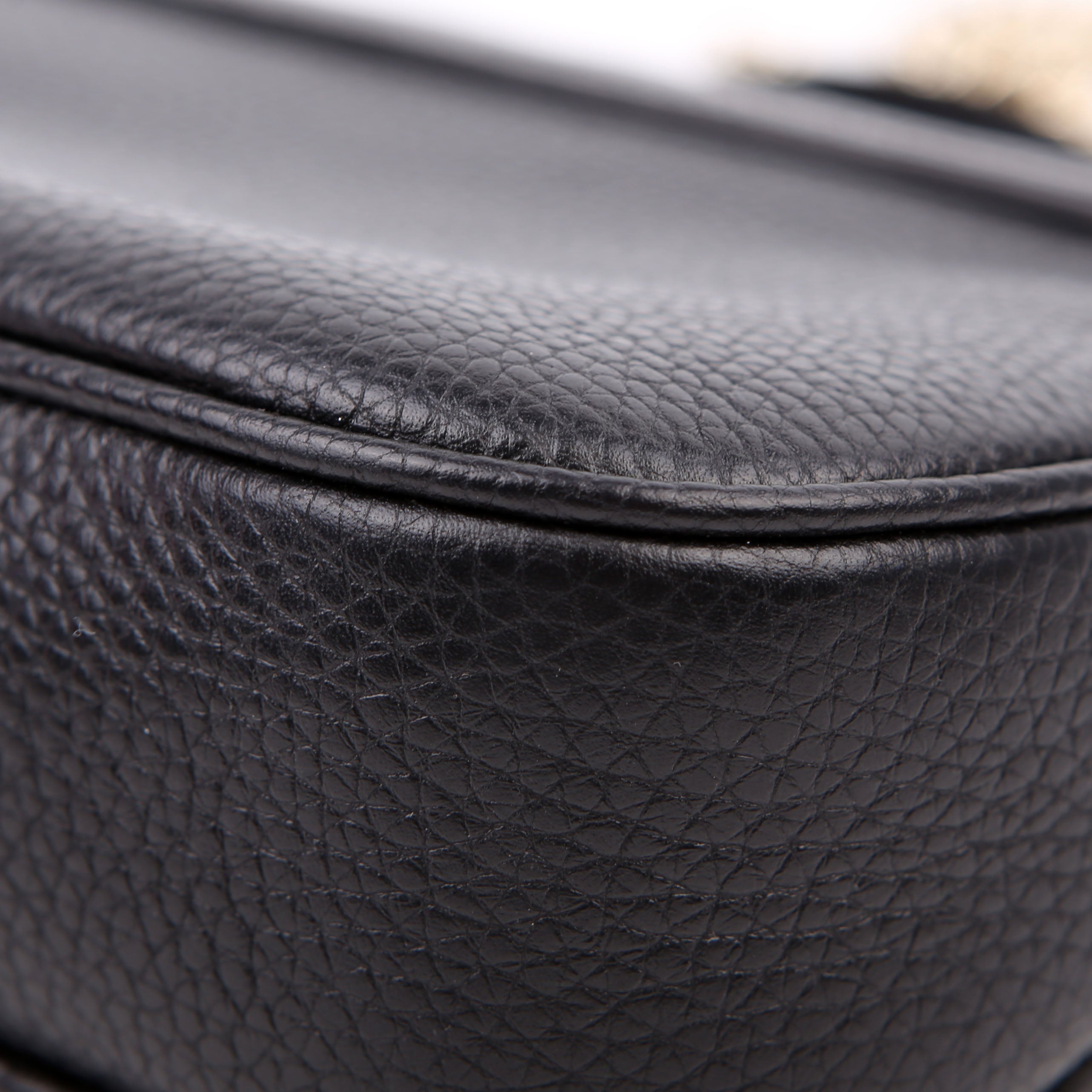 536224 Soho Chain Crossbody Medium Black