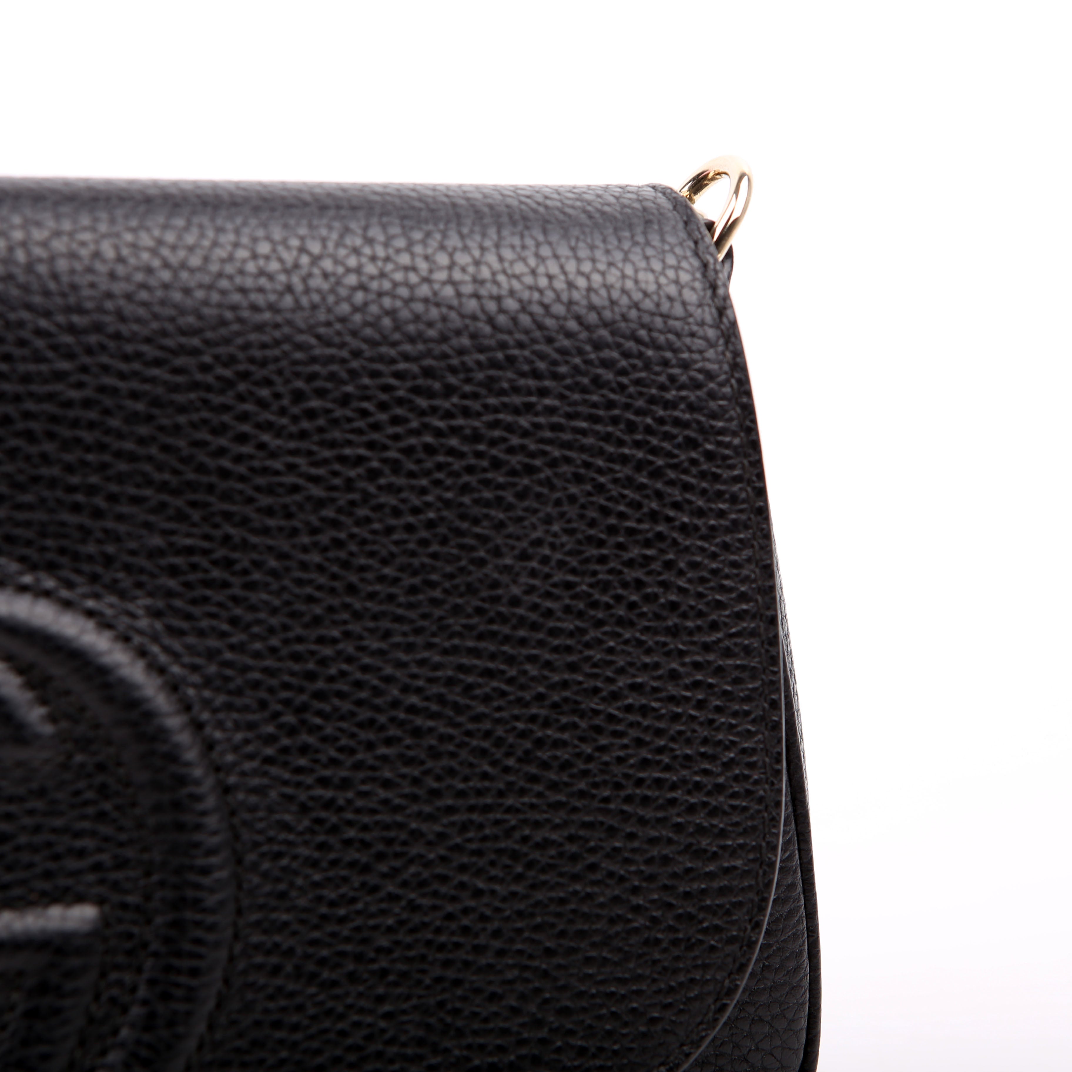 536224 Soho Chain Crossbody Medium Black