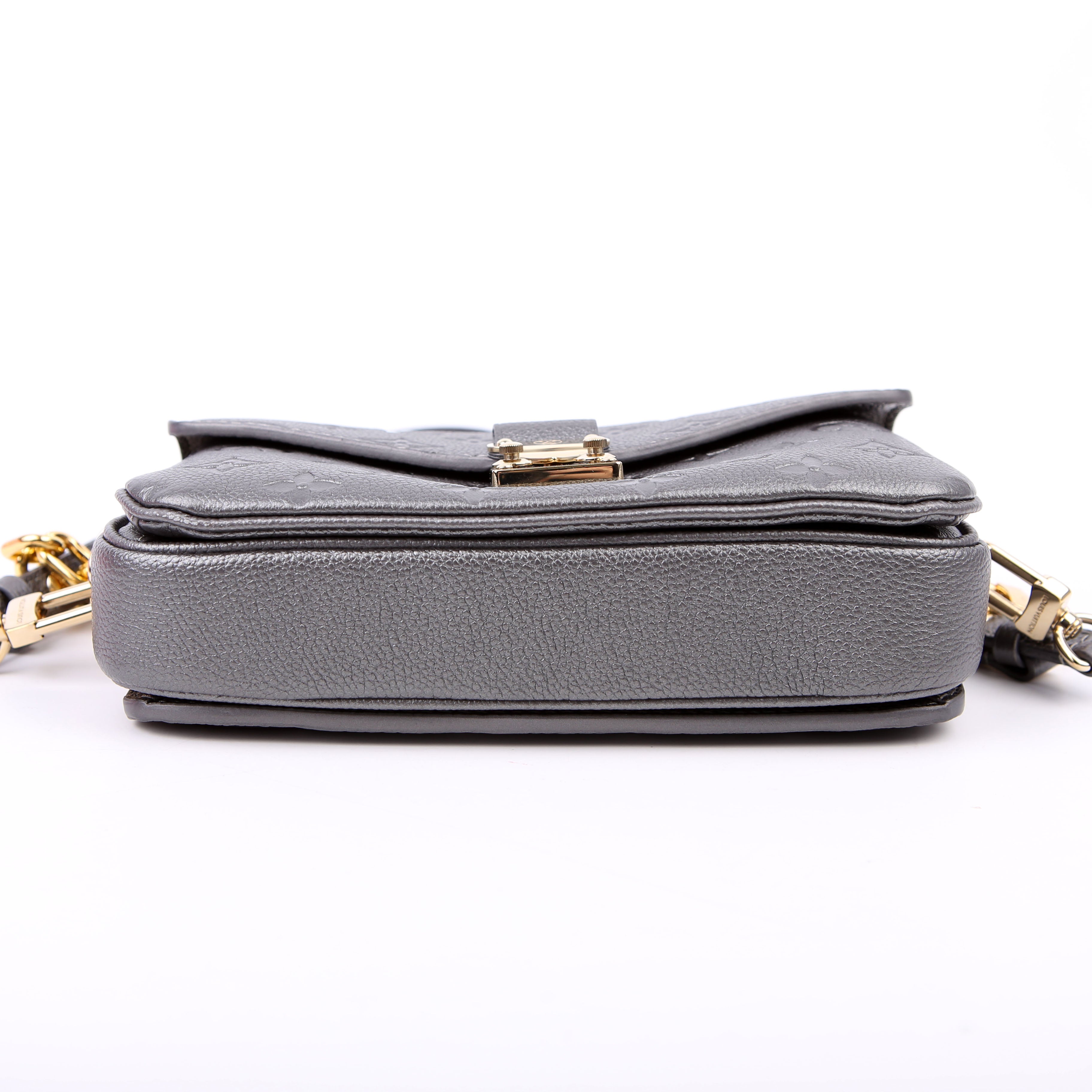 Pochette Metis East West Shimmery Empreinte Grey