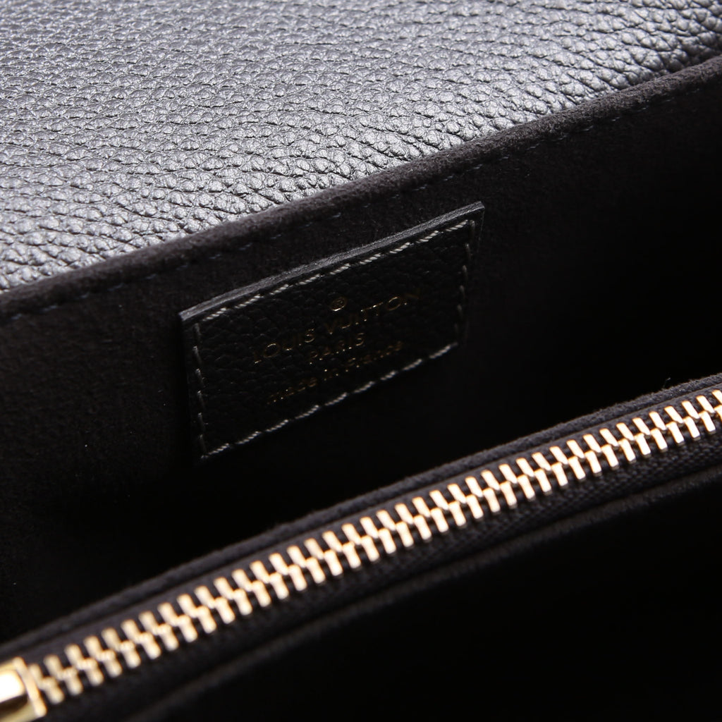 Pochette Metis East West Shimmery Empreinte Grey