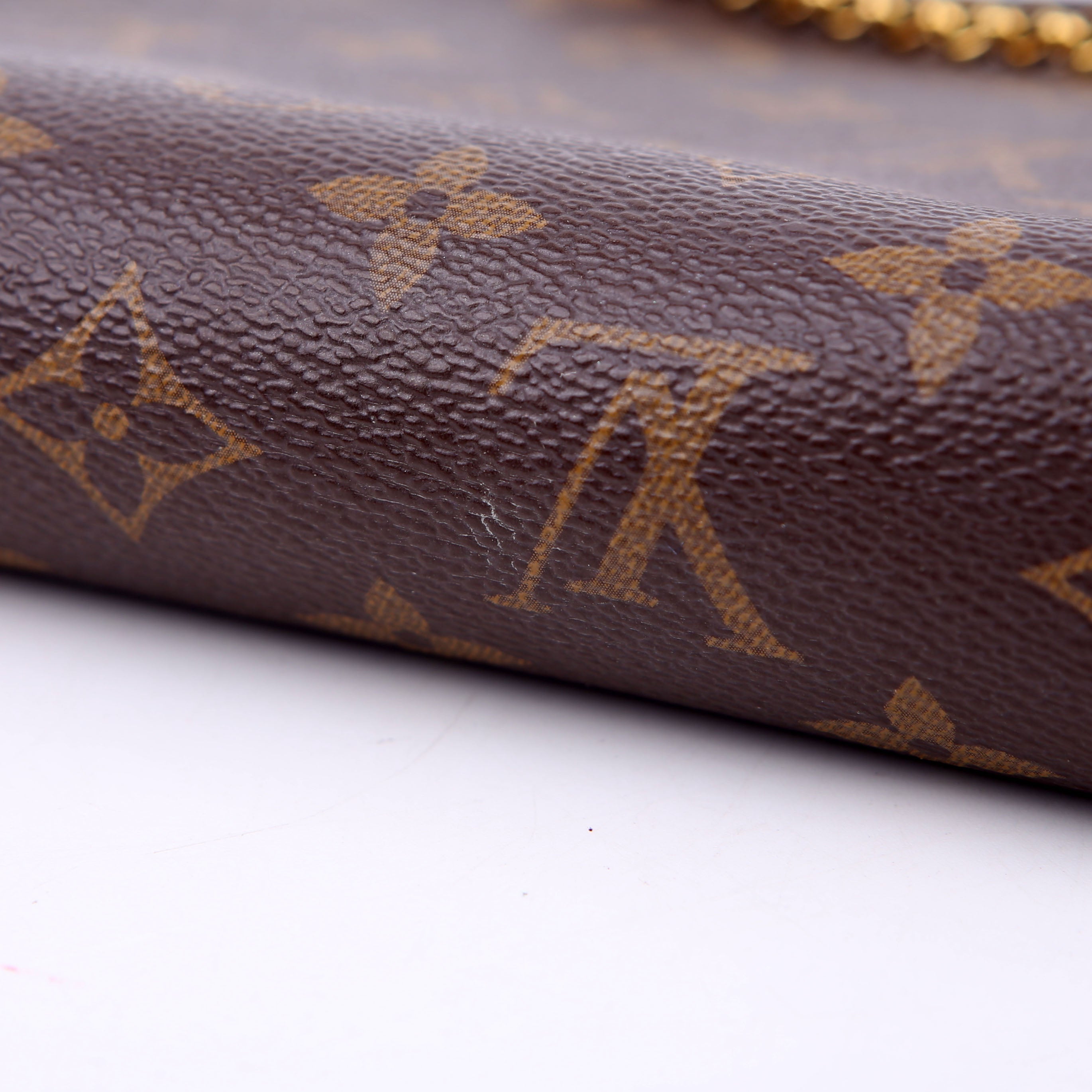 Pallas Clutch Monogram