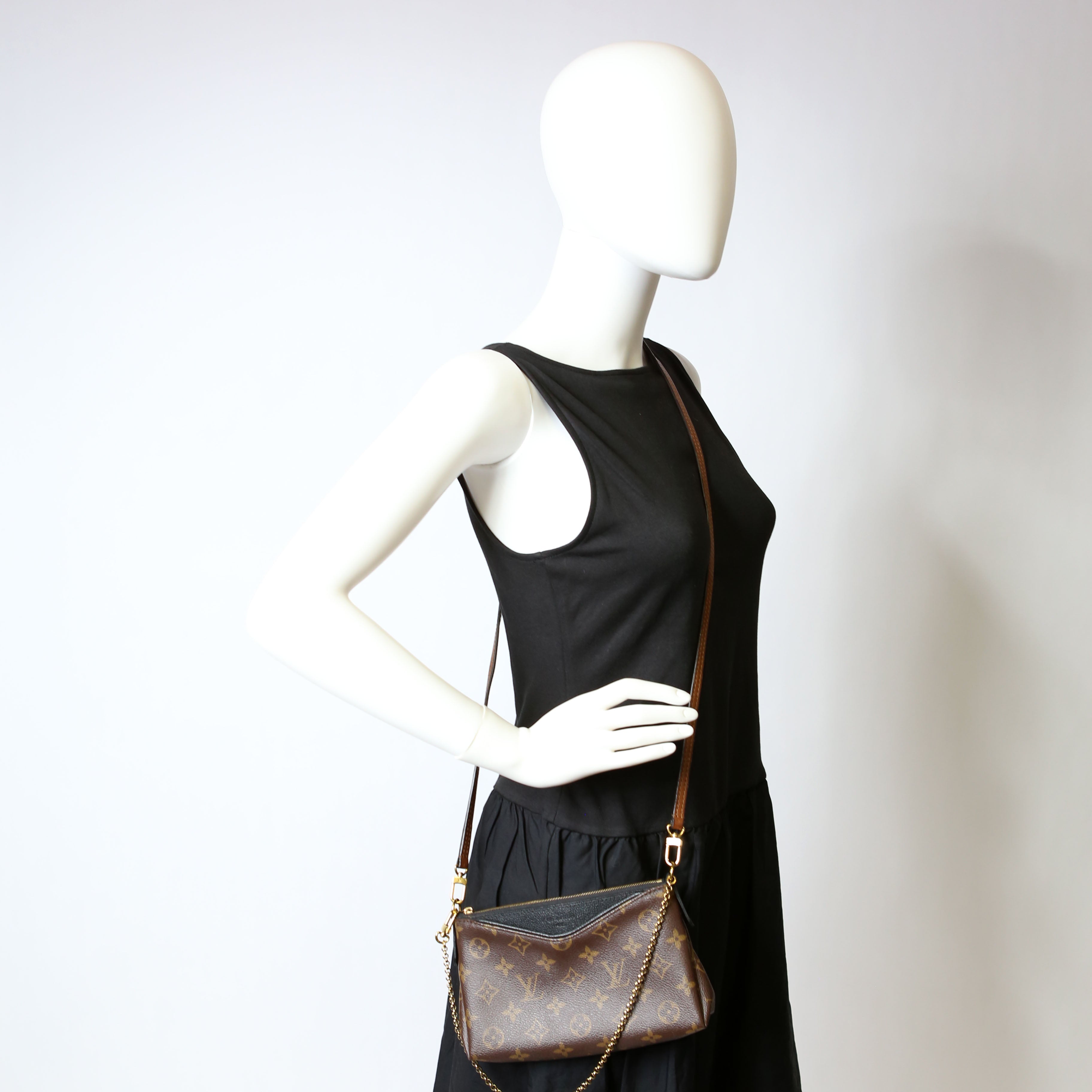 Pallas Clutch Monogram
