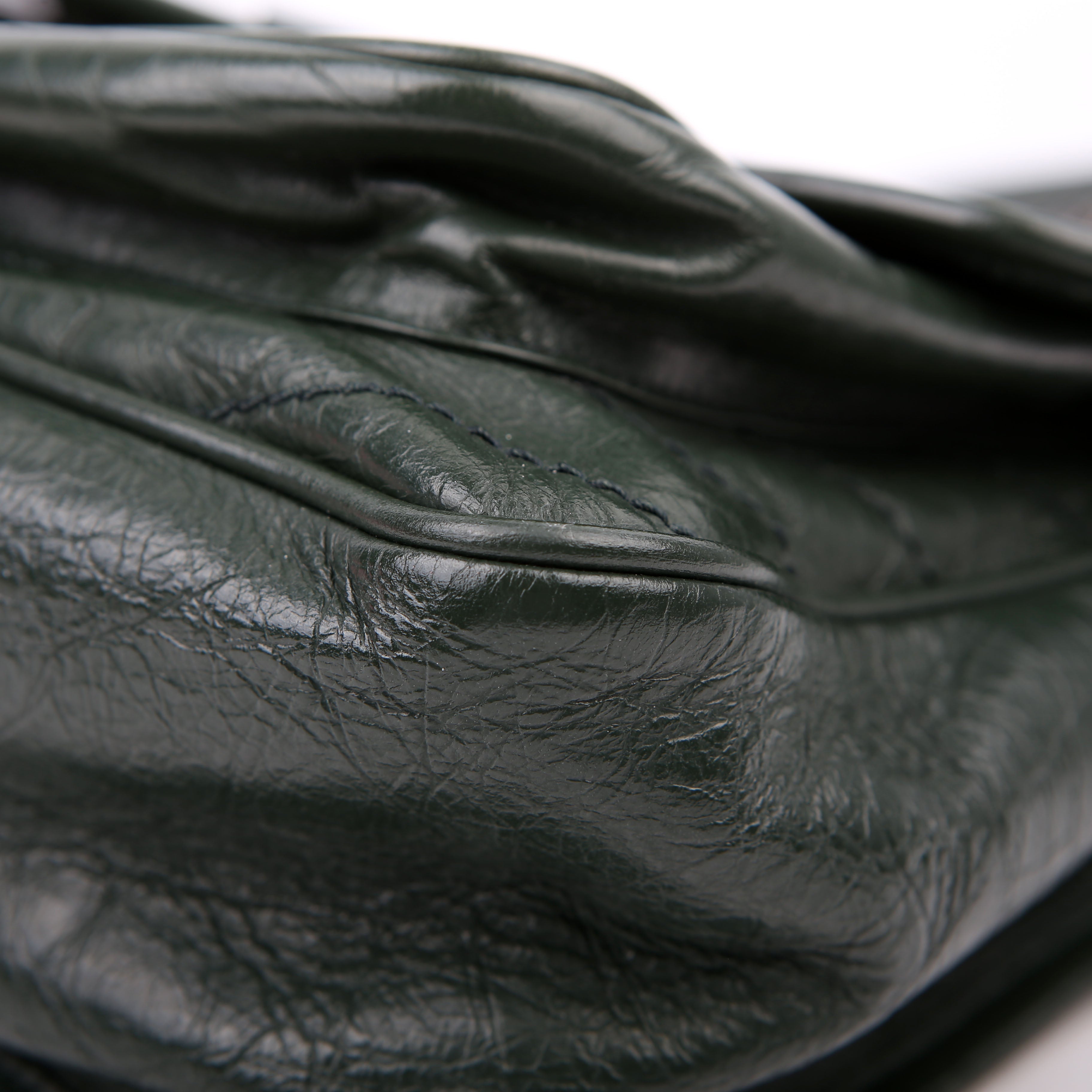 SAINT LAURENT Niki Large Crinkled Leather 633157 Green