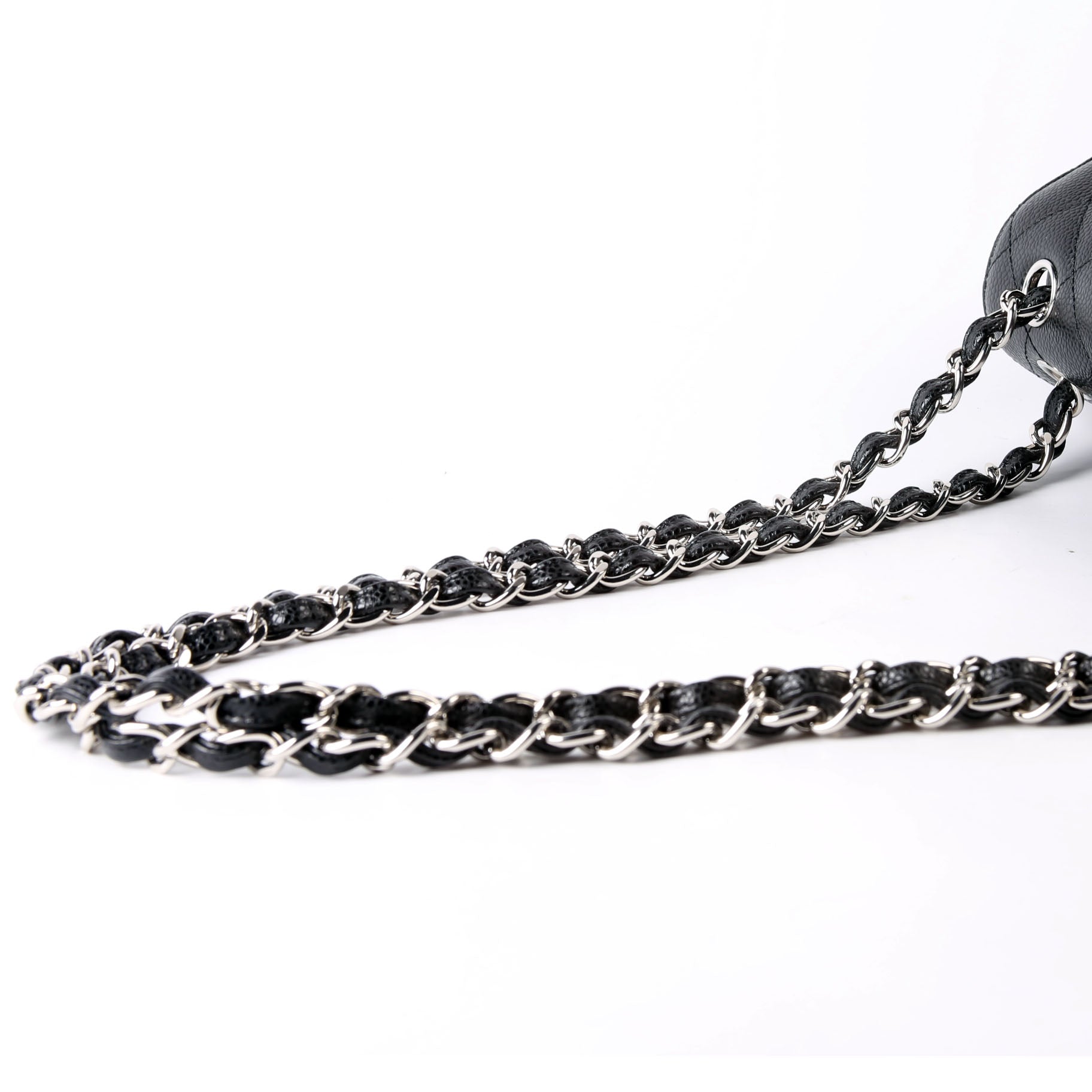 Classic Flap Jumbo Caviar 25M Black