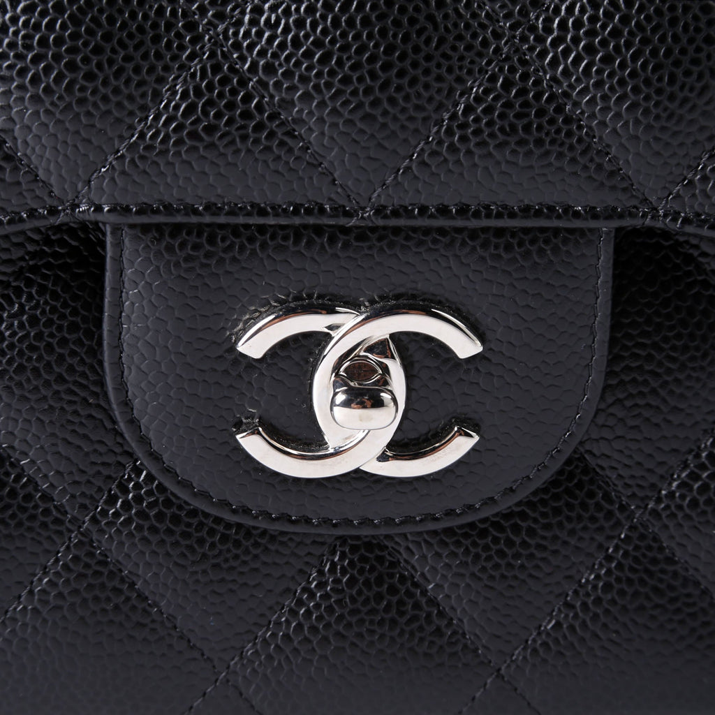 Classic Flap Jumbo Caviar 25M Black