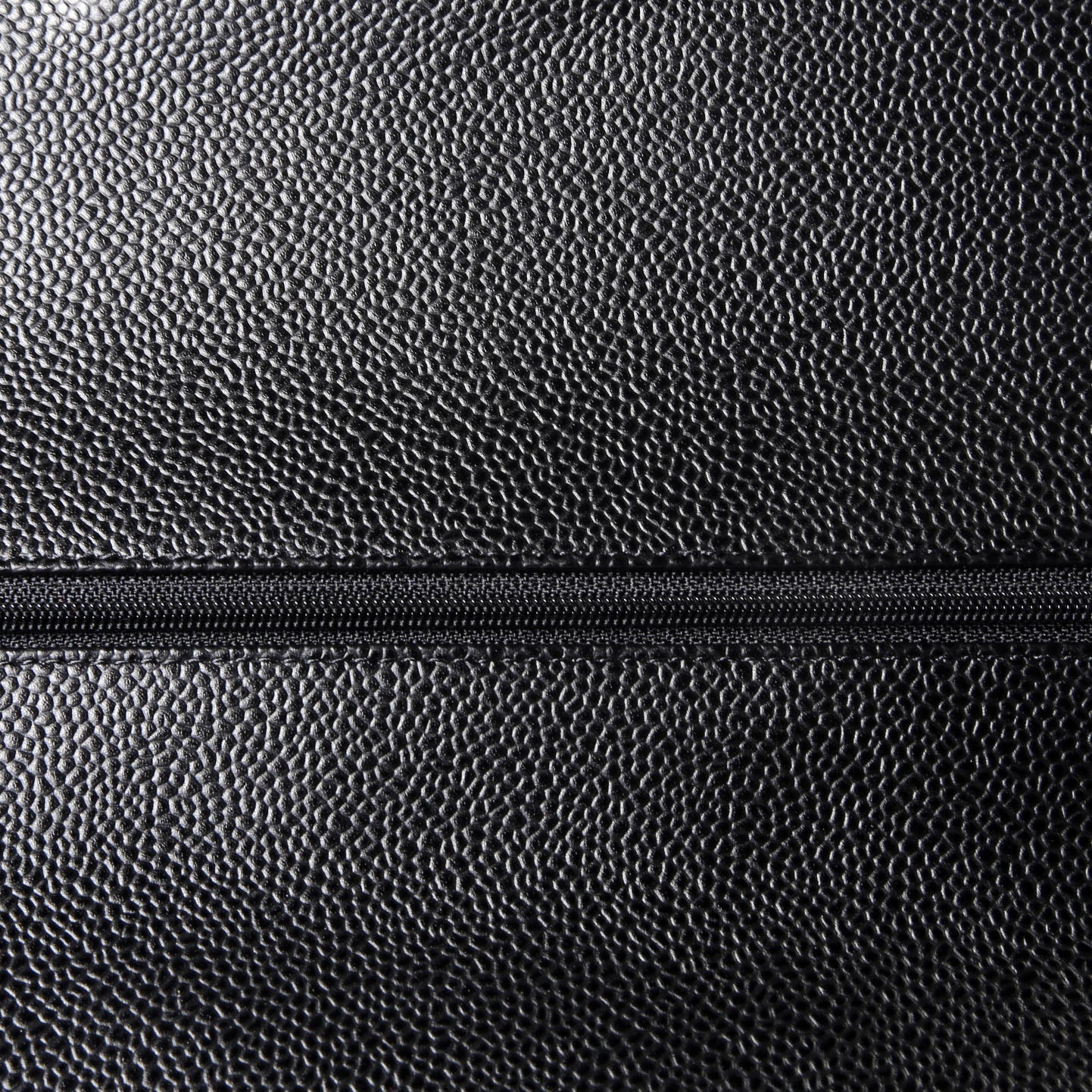 Classic Flap Jumbo Caviar 25M Black