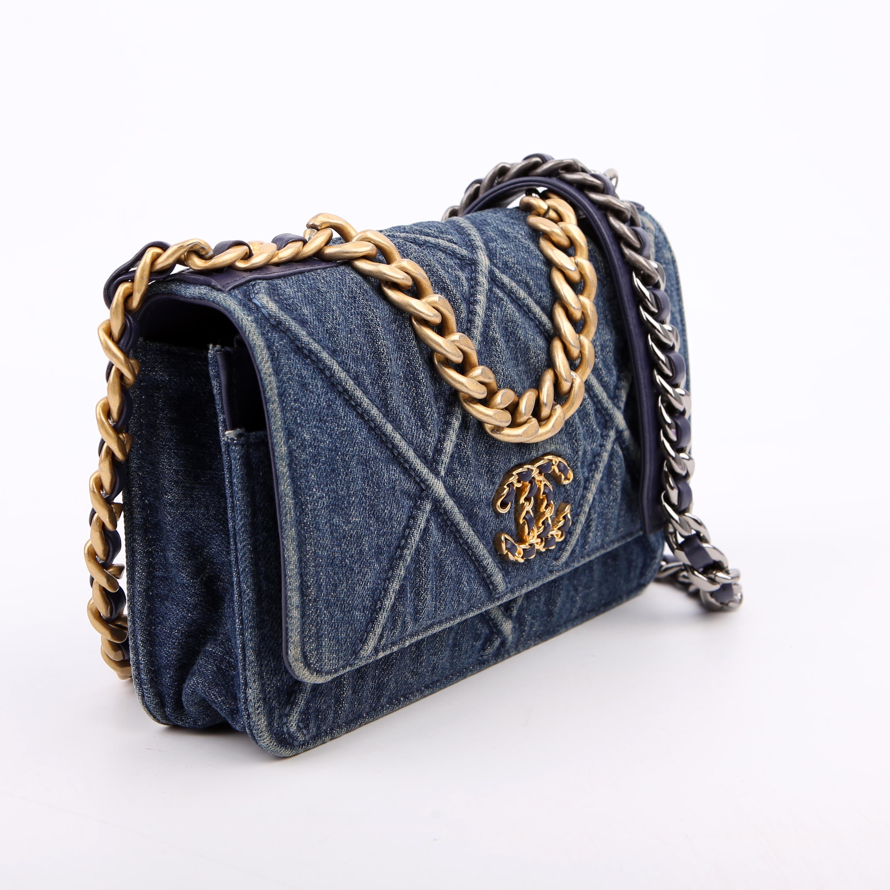Chanel 19 WOC Quilted Denim 29M