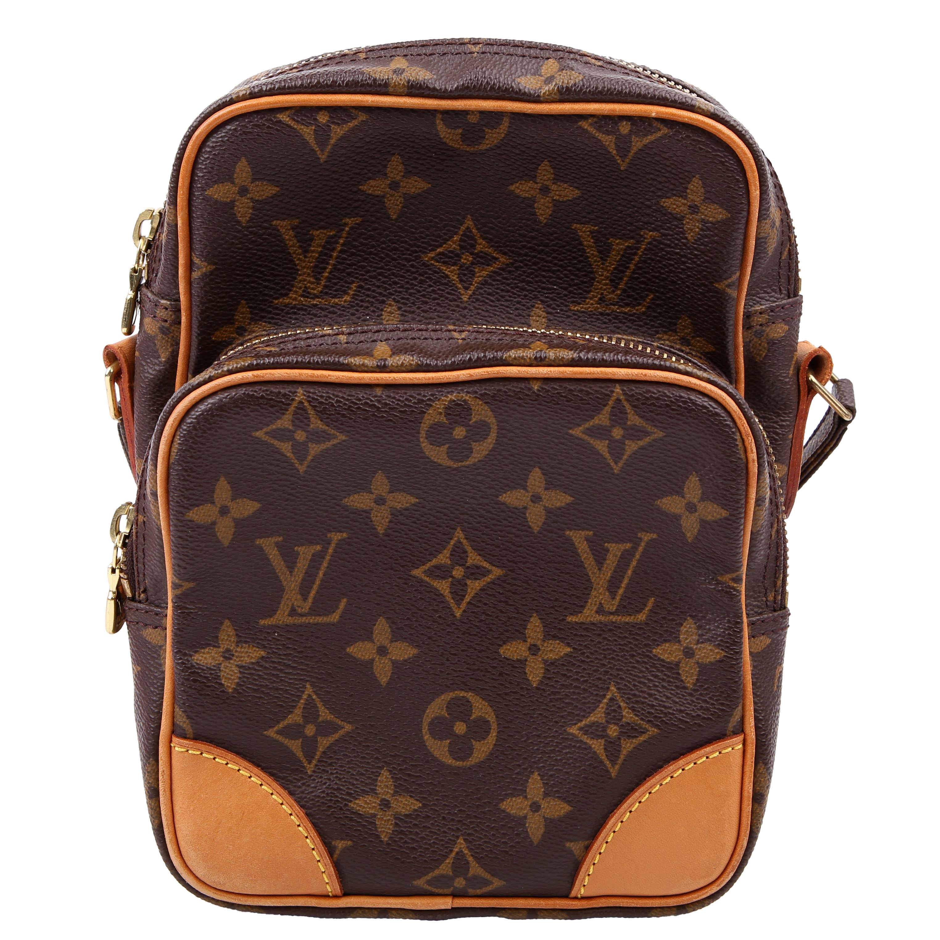 Amazone Monogram