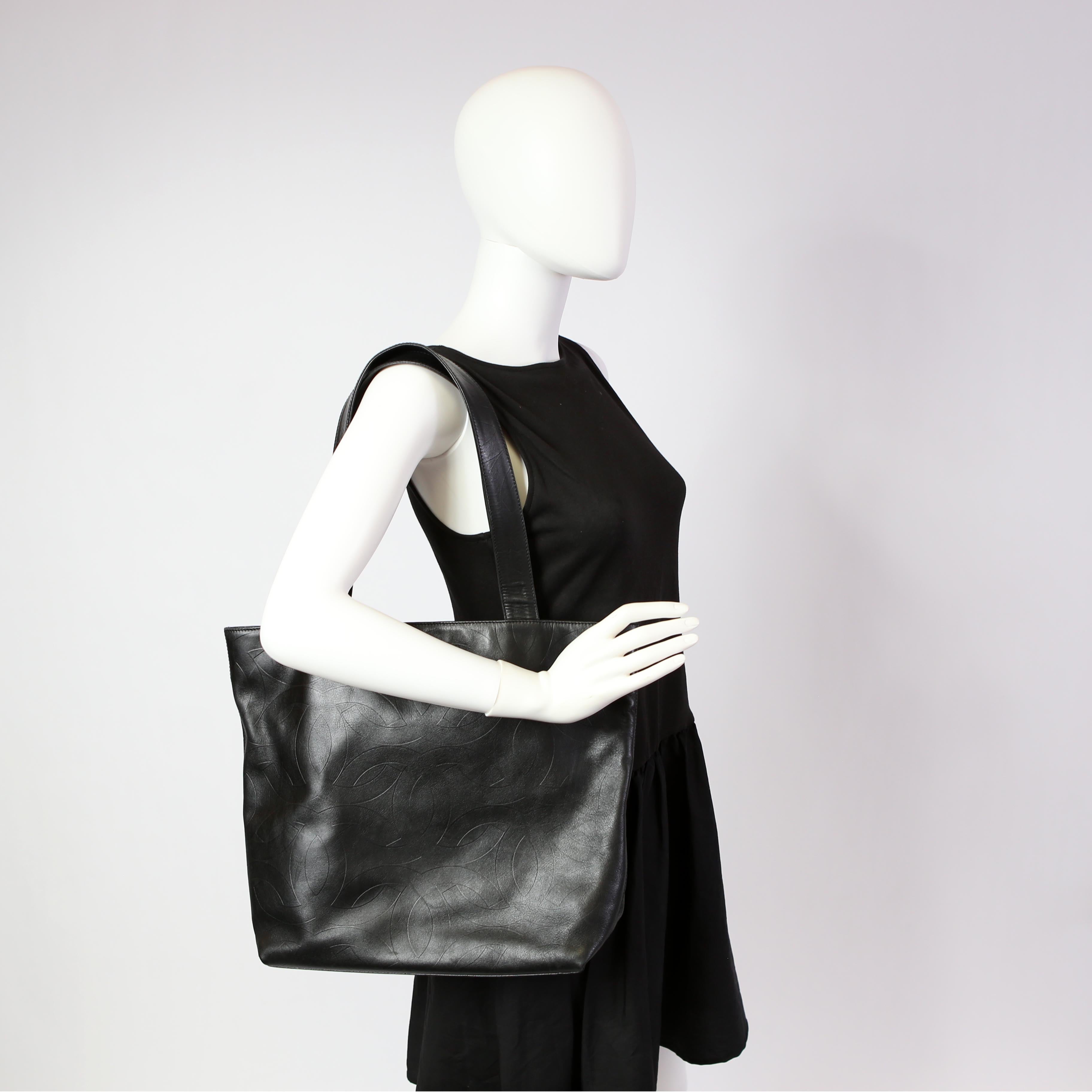 Coco Mark Embossed Tote 6M Black