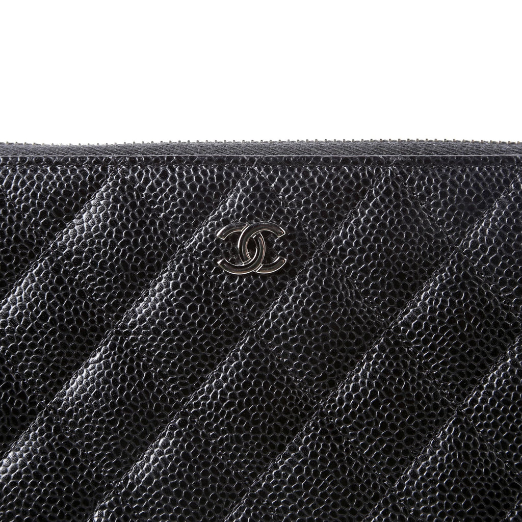 CC Long Zip Around Wallet Caviar 23M Black/Burgundy