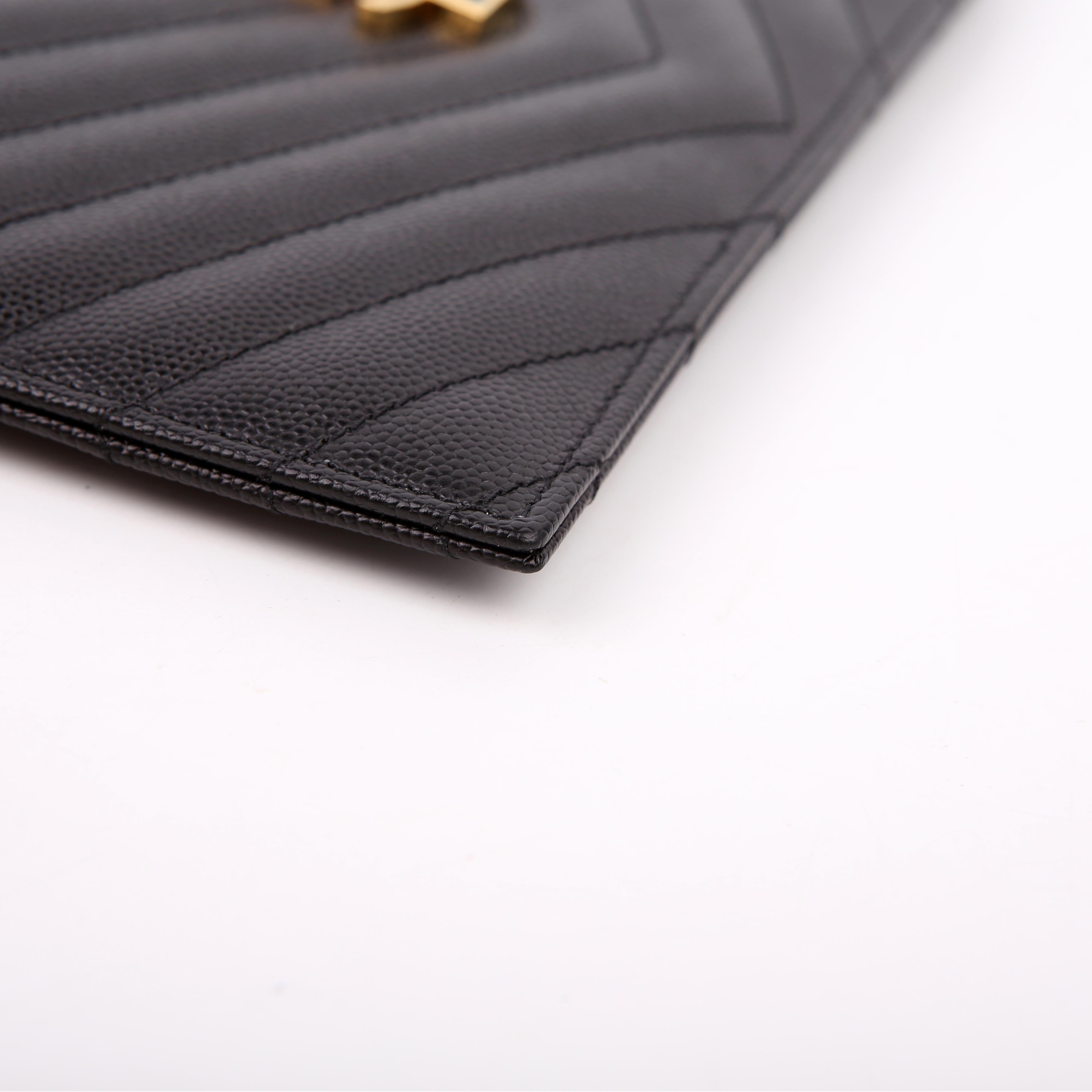 SAINT LAURENT 636312 Grain De Poudre Bill Pouch Black