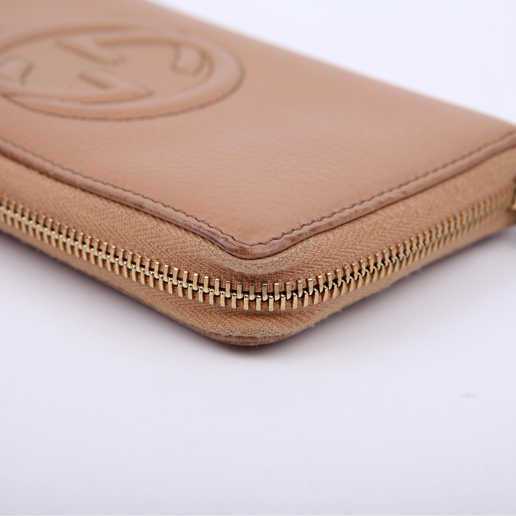 Gucci 308004 Soho Zippy Wallet Tan