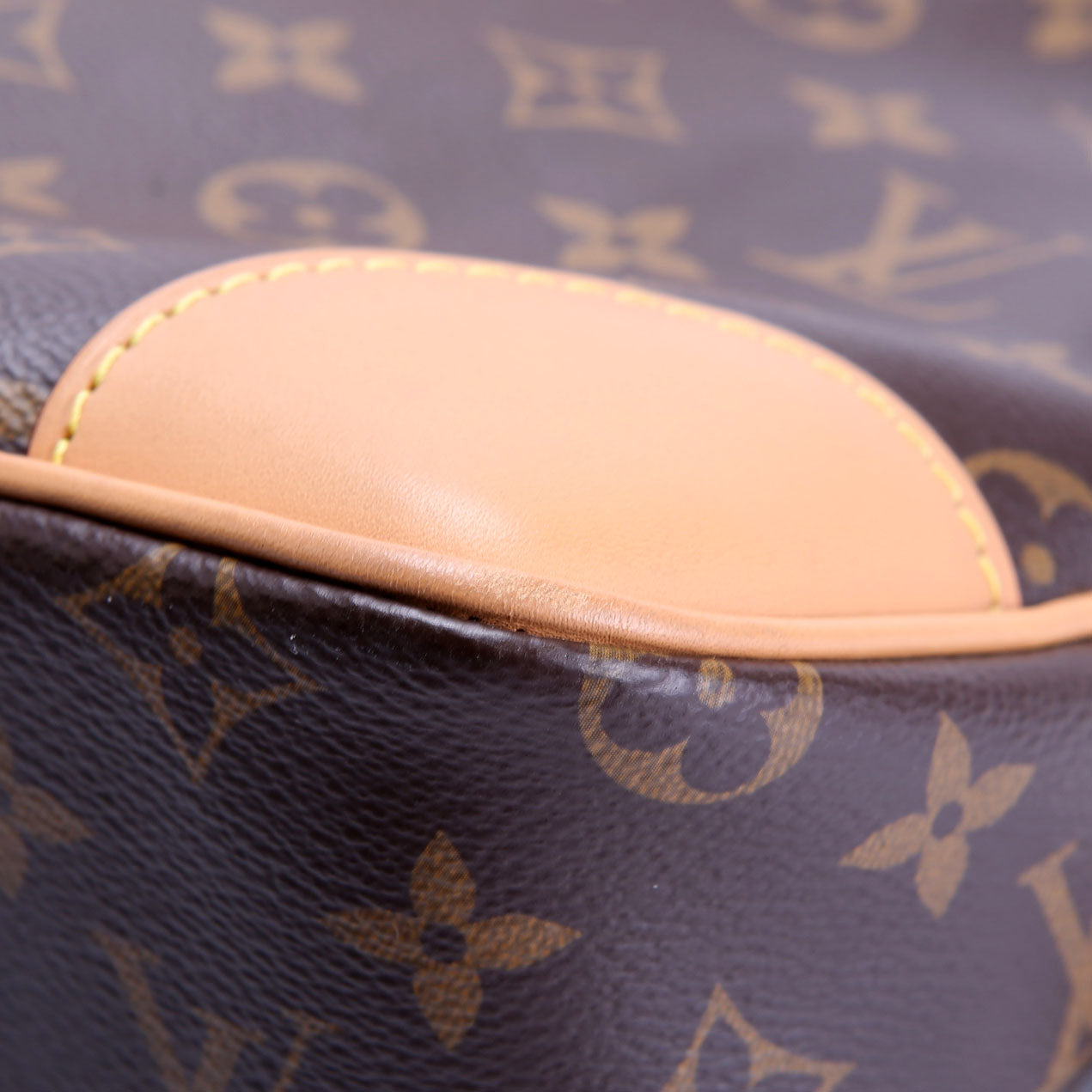 Odeon NM MM Monogram