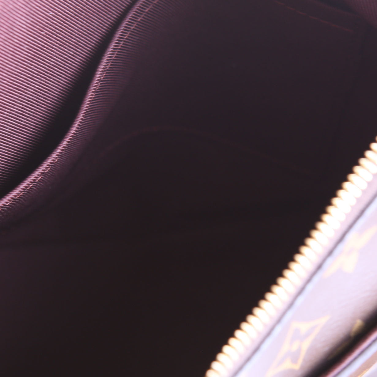 Odeon NM MM Monogram
