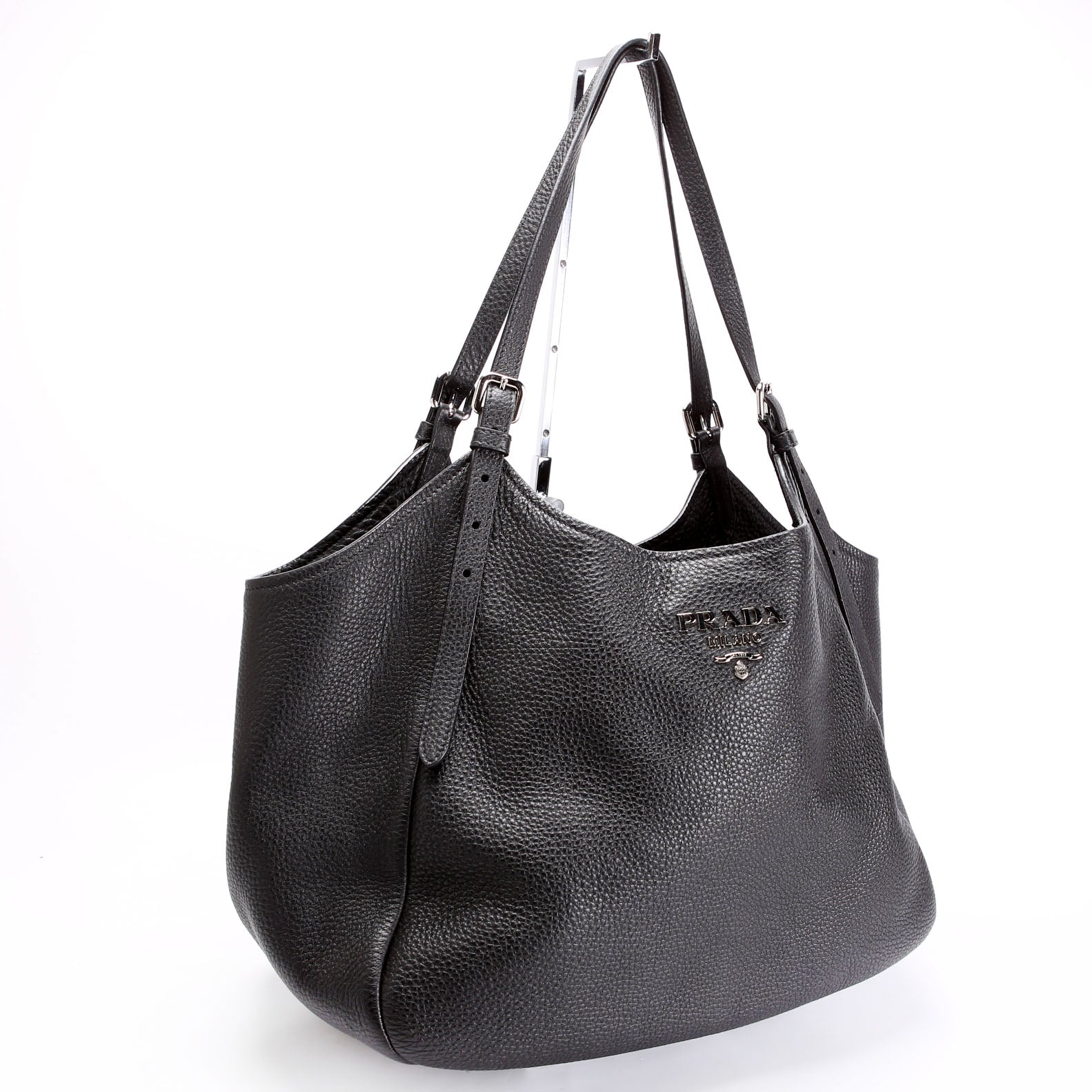 Vitello Daino Leather Shoulder Bag