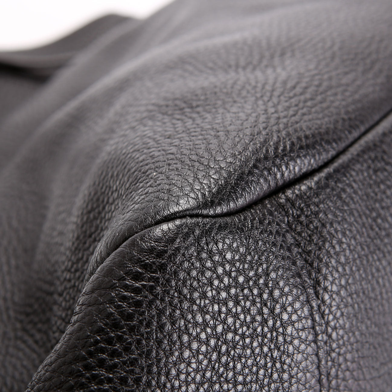 Vitello Daino Leather Shoulder Bag