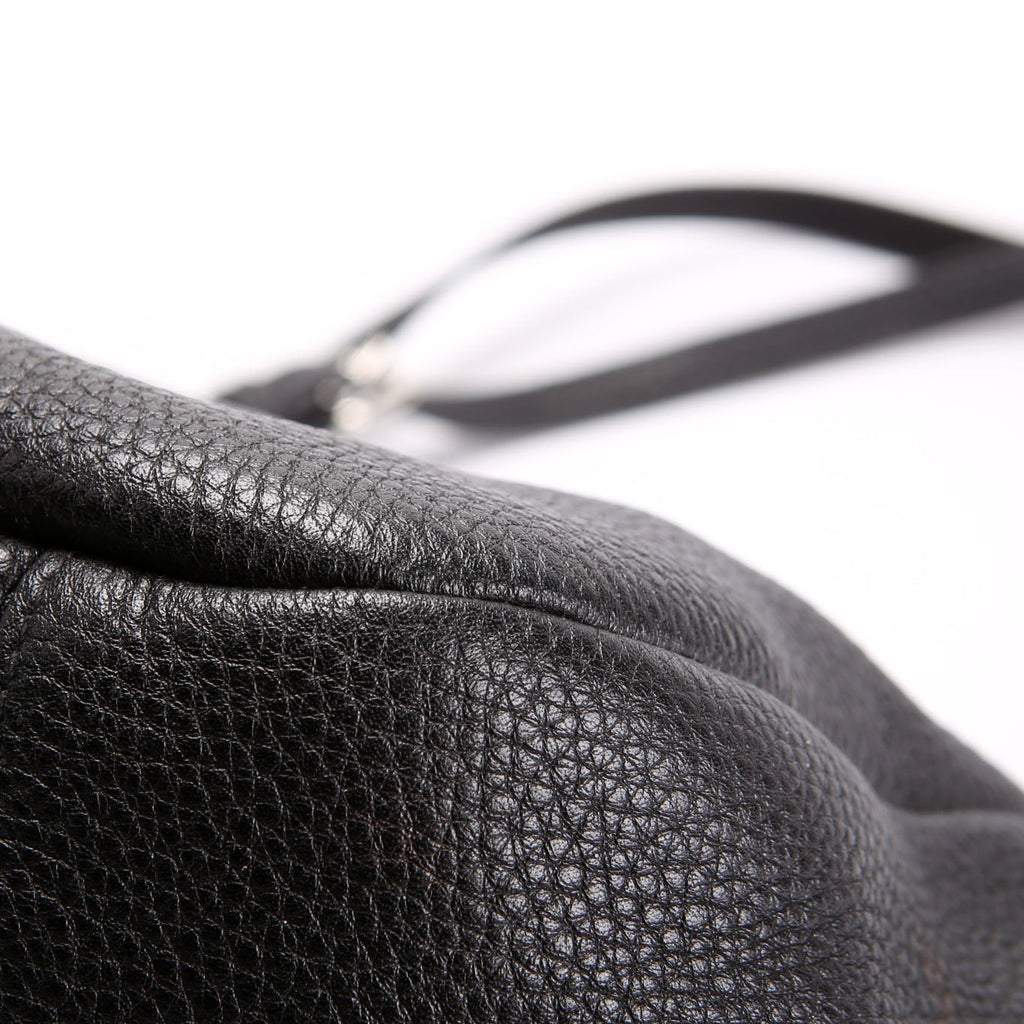 Vitello Daino Leather Shoulder Bag