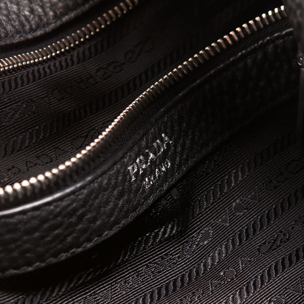 Vitello Daino Leather Shoulder Bag