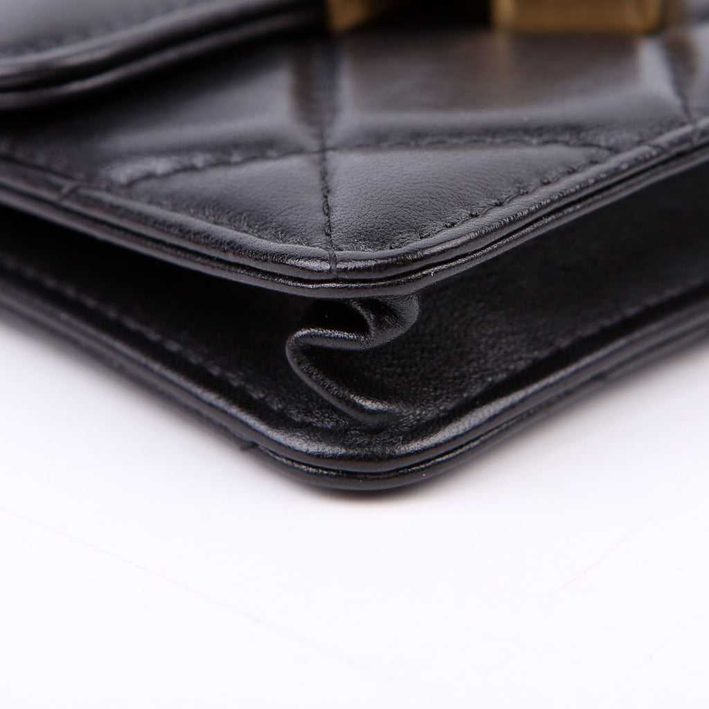 Diamond Lock Card Holder Lambskin Black