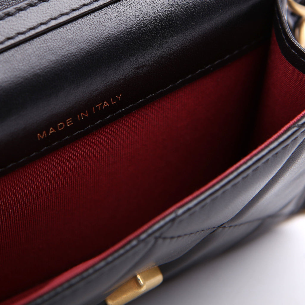 Diamond Lock Card Holder Lambskin Black
