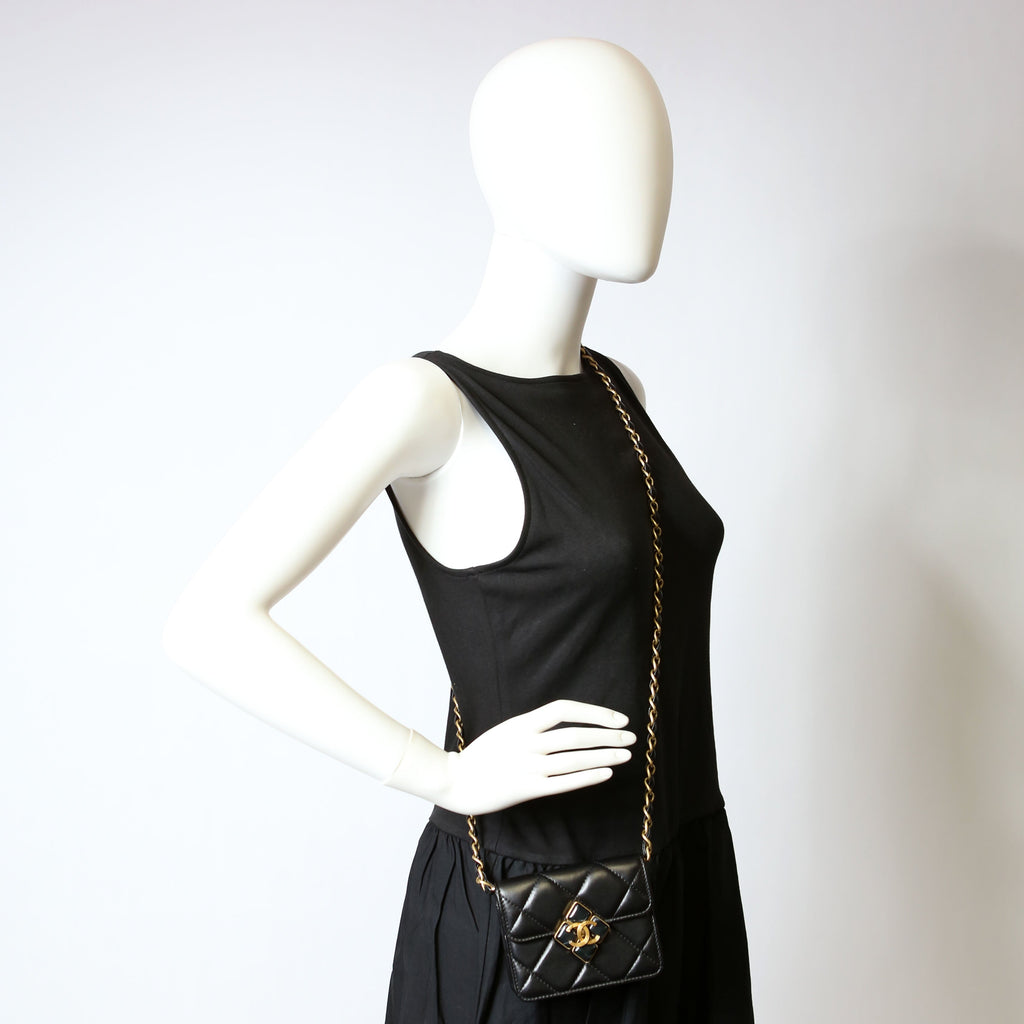 Diamond Lock Card Holder Lambskin Black