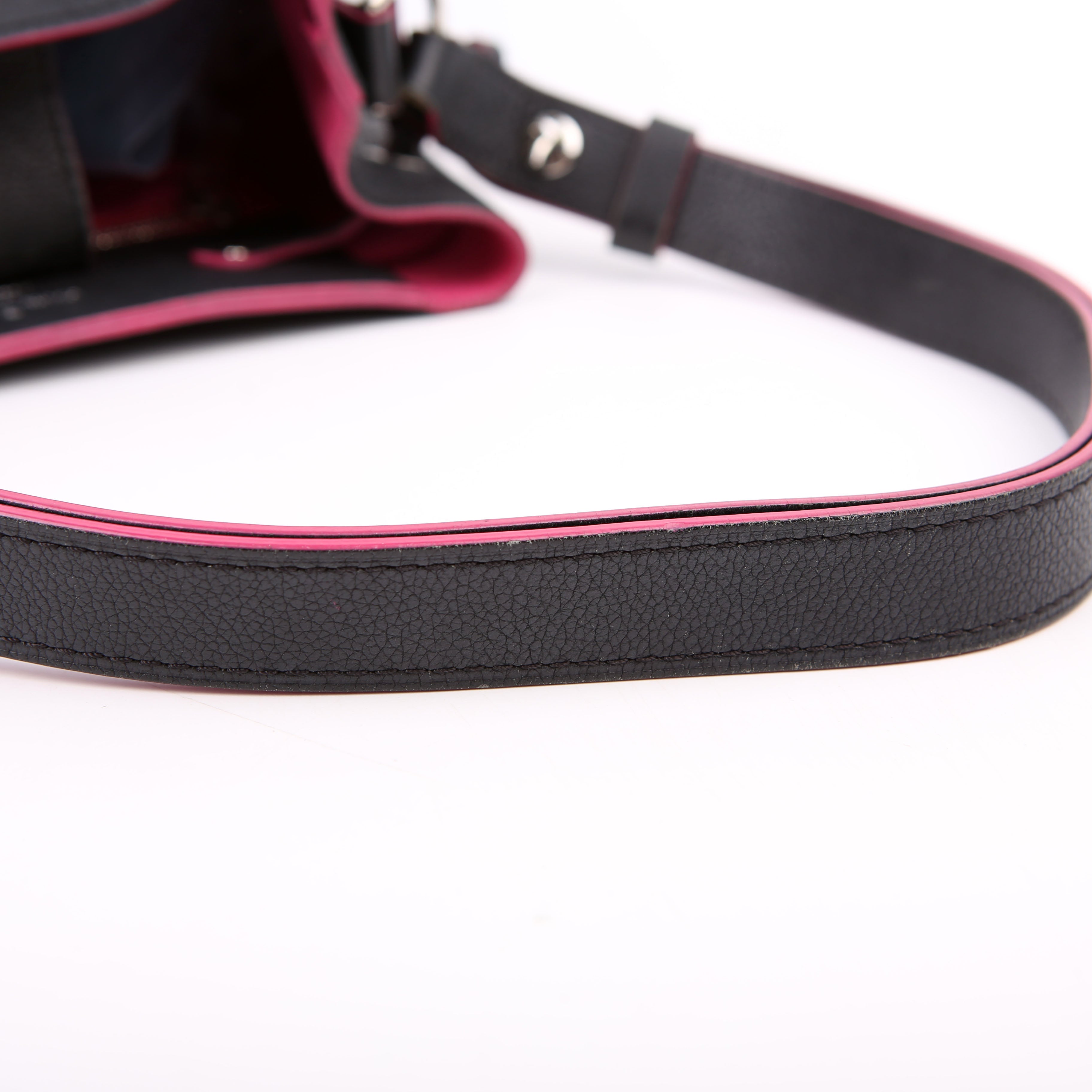 Lockme Bucket Black